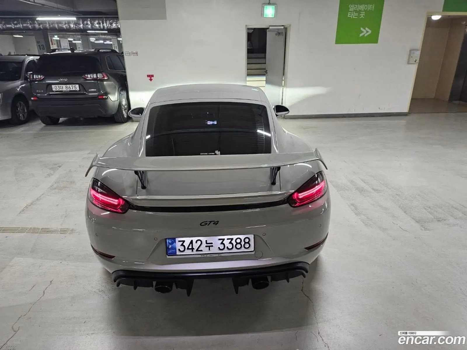 Porsche 718 Cayman 2022 — 2