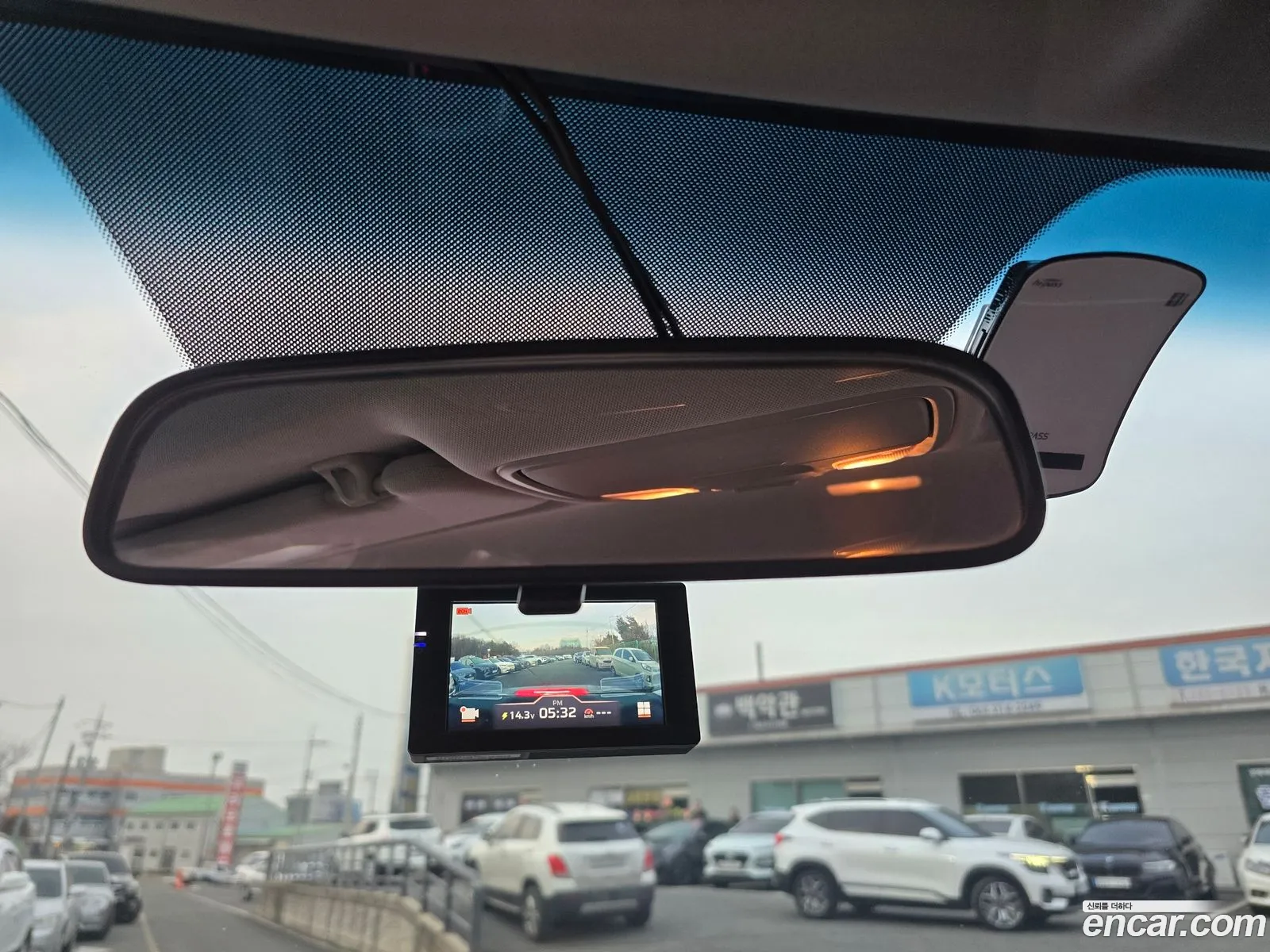 Kia K5 2015 — 17