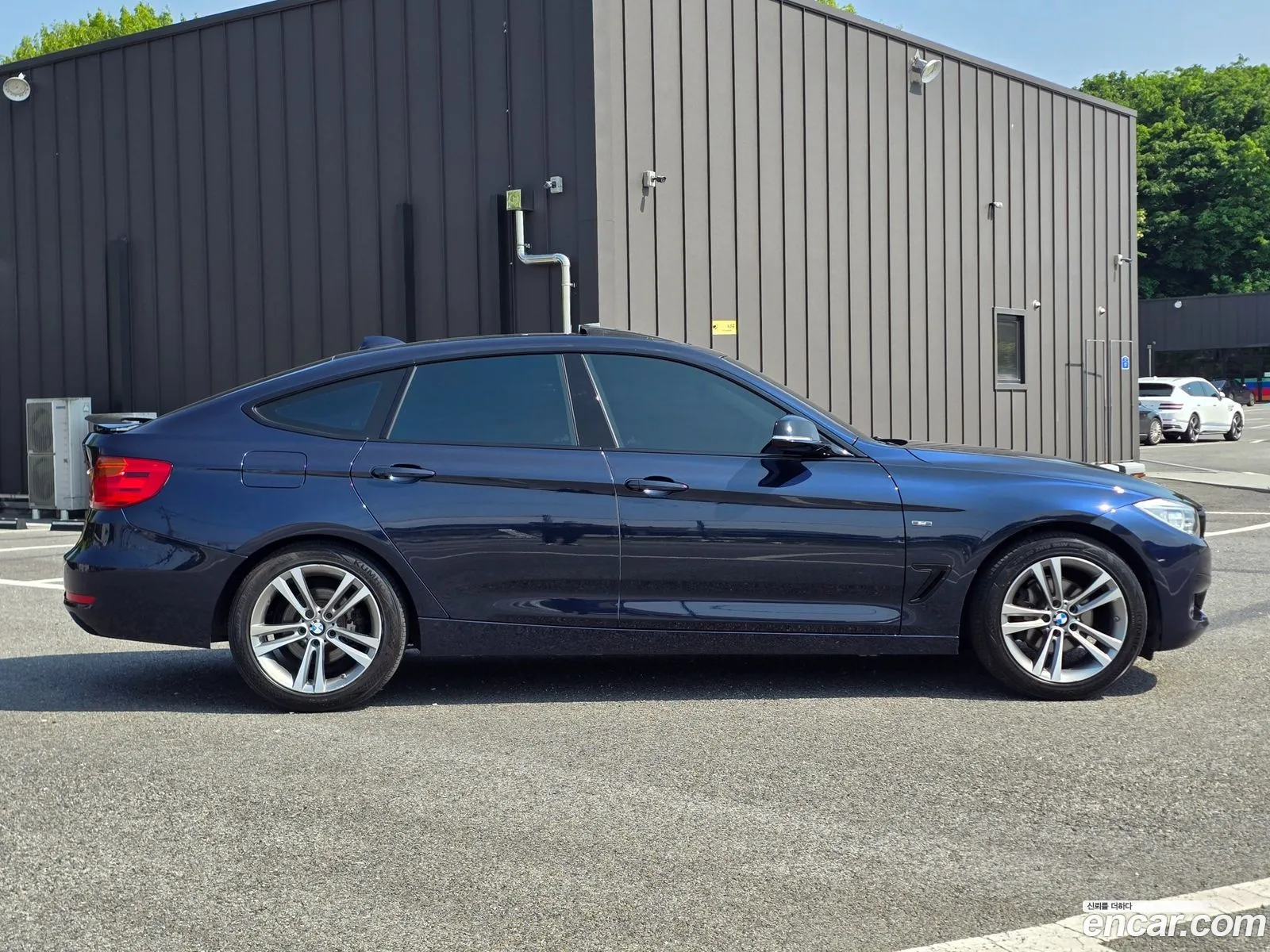 BMW 3 Series GT 2015 — 16