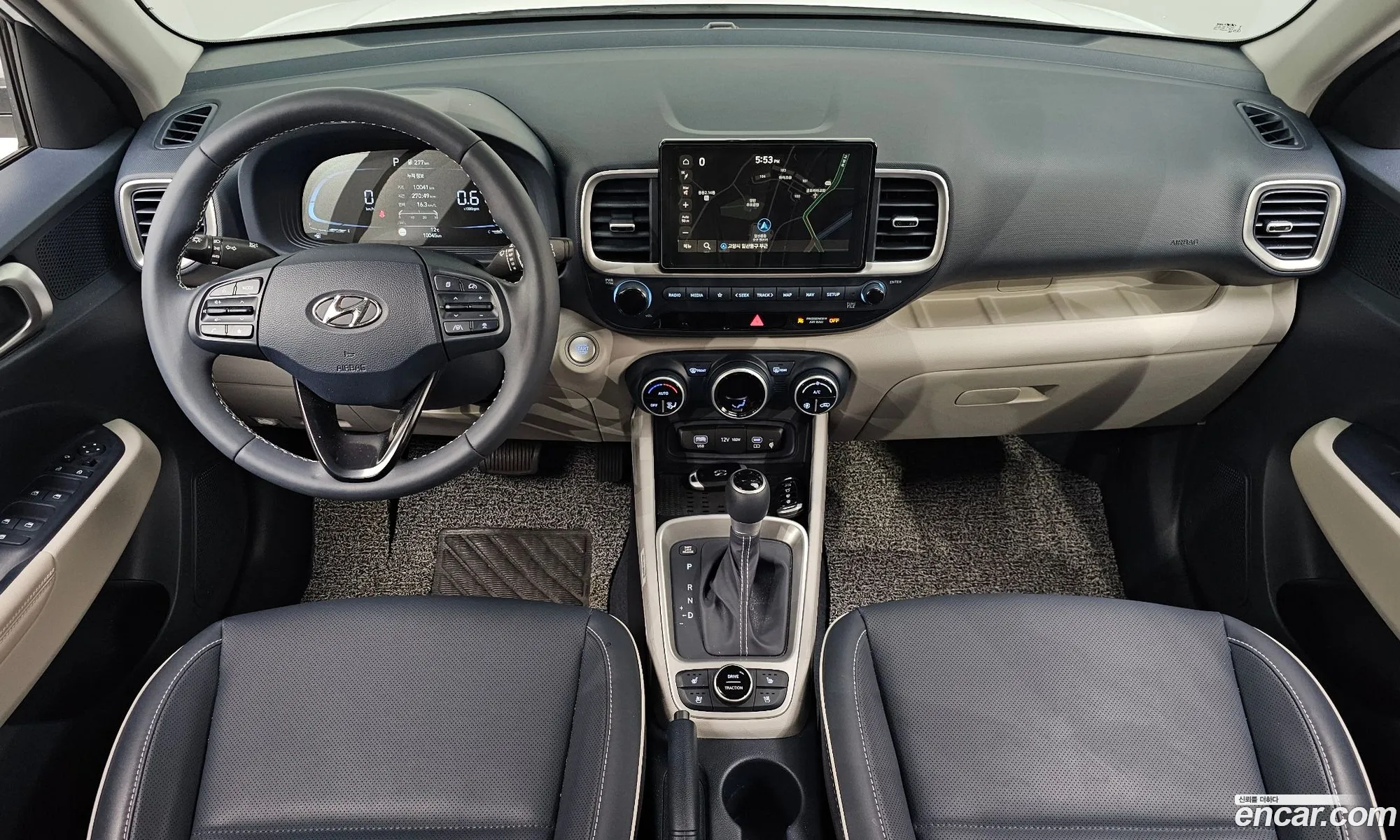 Hyundai Venue 2024 — 3