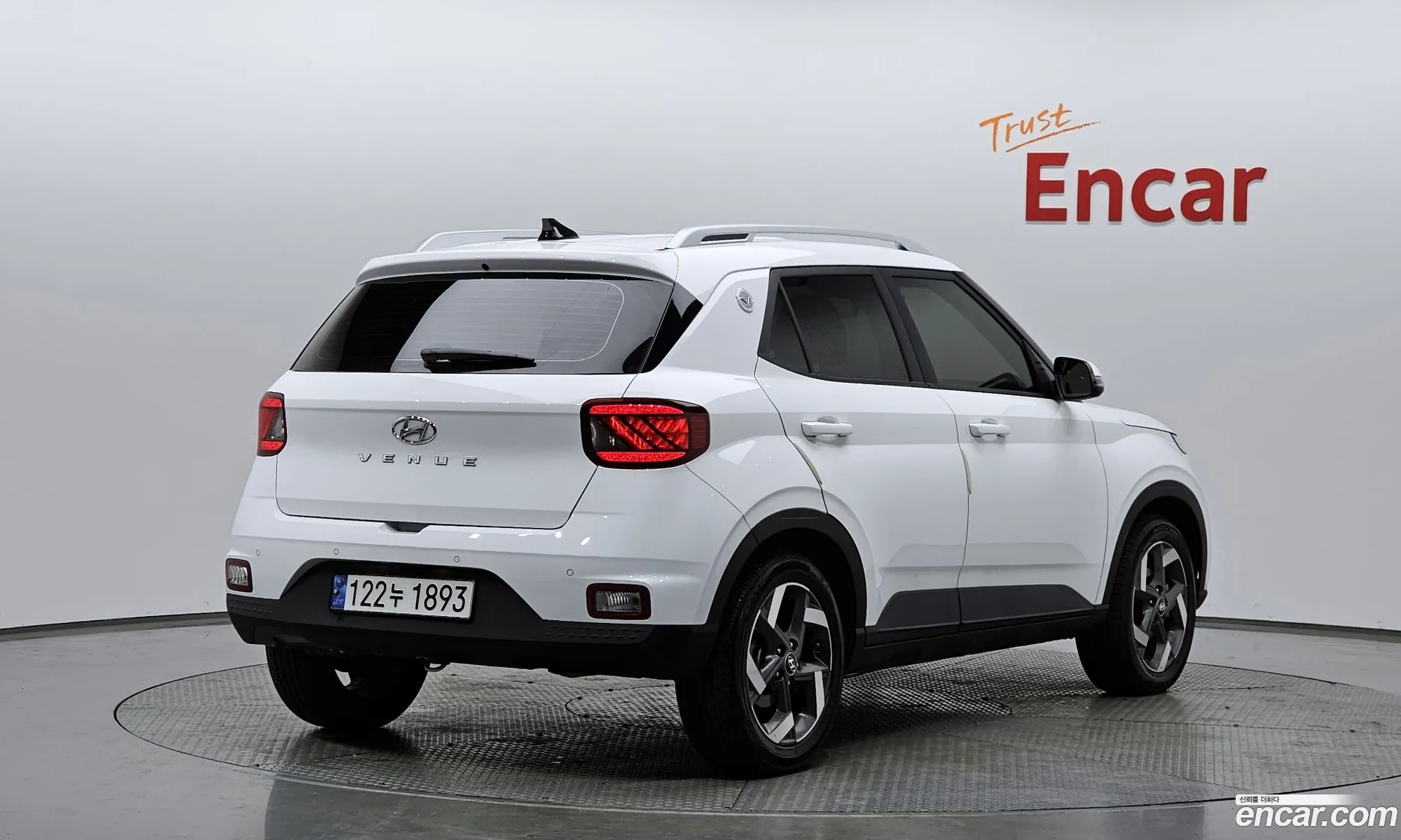 Hyundai Venue 2024 — 7