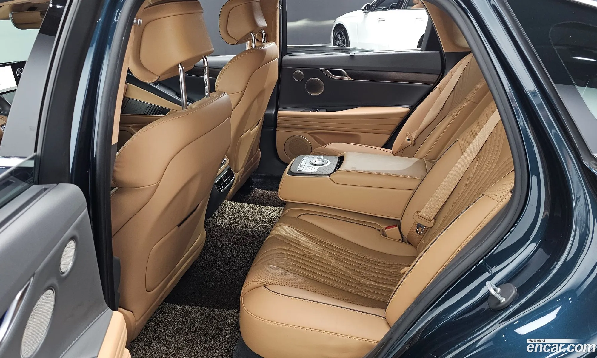 Genesis G80 2021 — 14