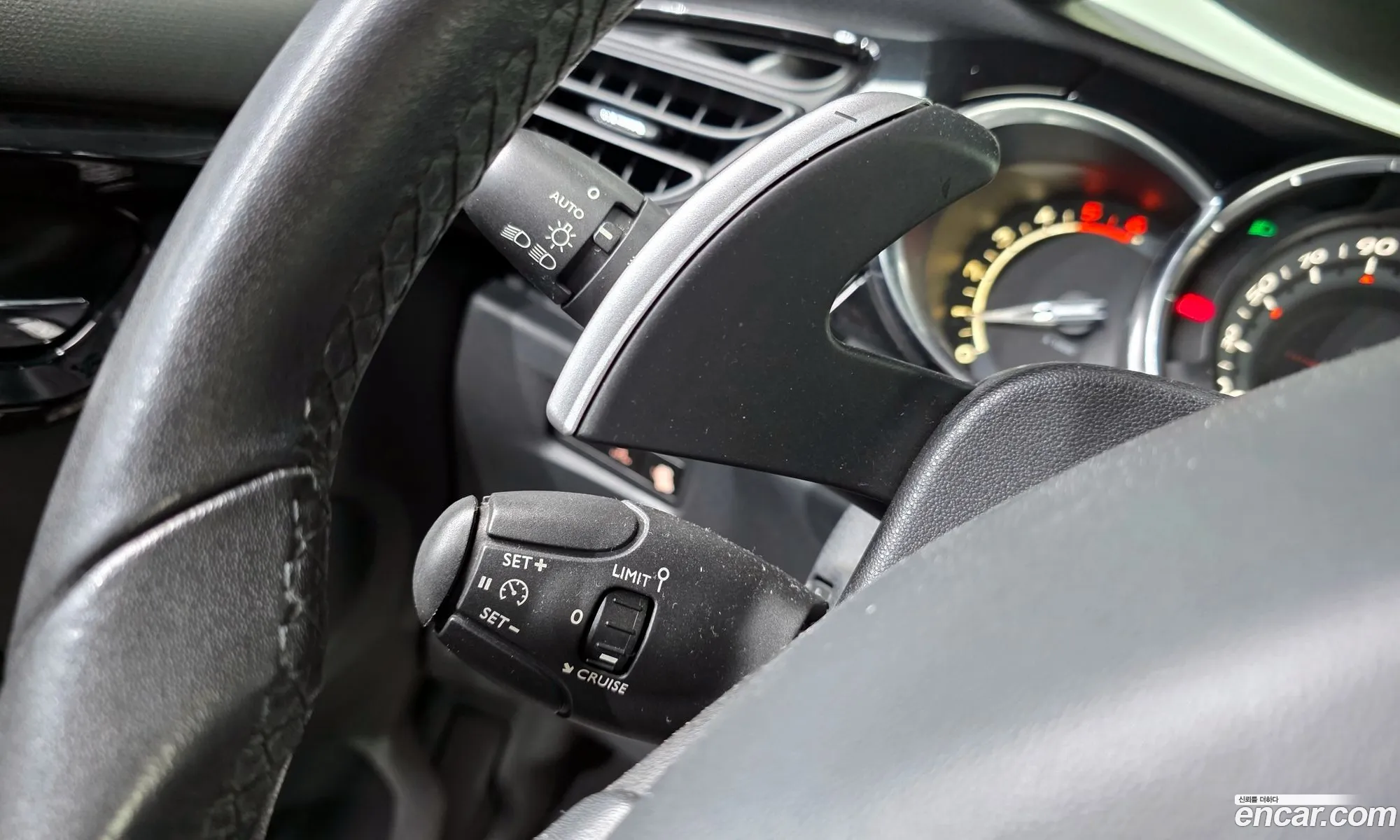 Citroen/DS DS3 2013 VF7SA9HP8DW501431 — 11