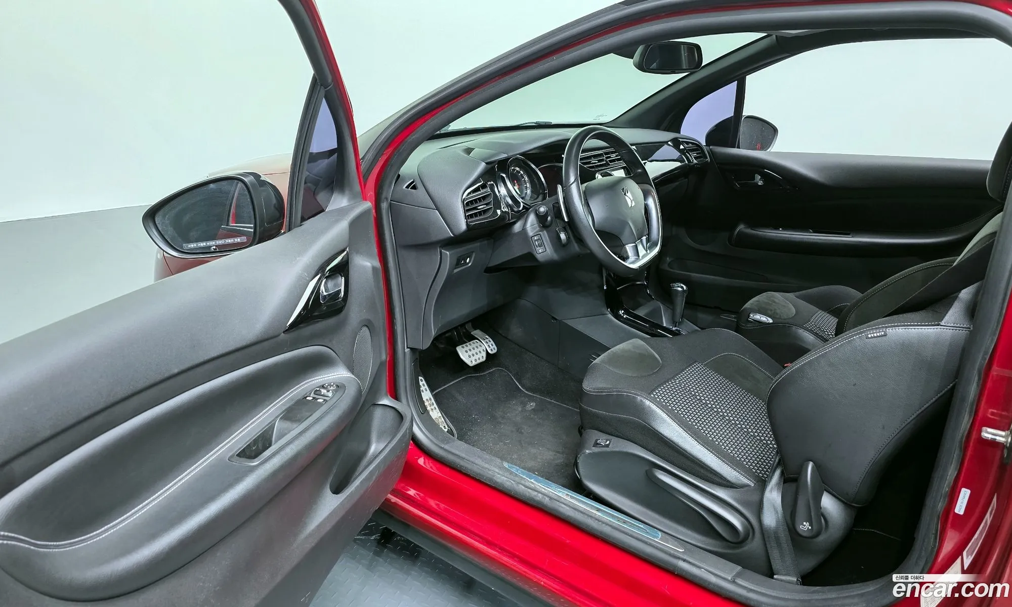 Citroen/DS DS3 2013 VF7SA9HP8DW501431 — 14