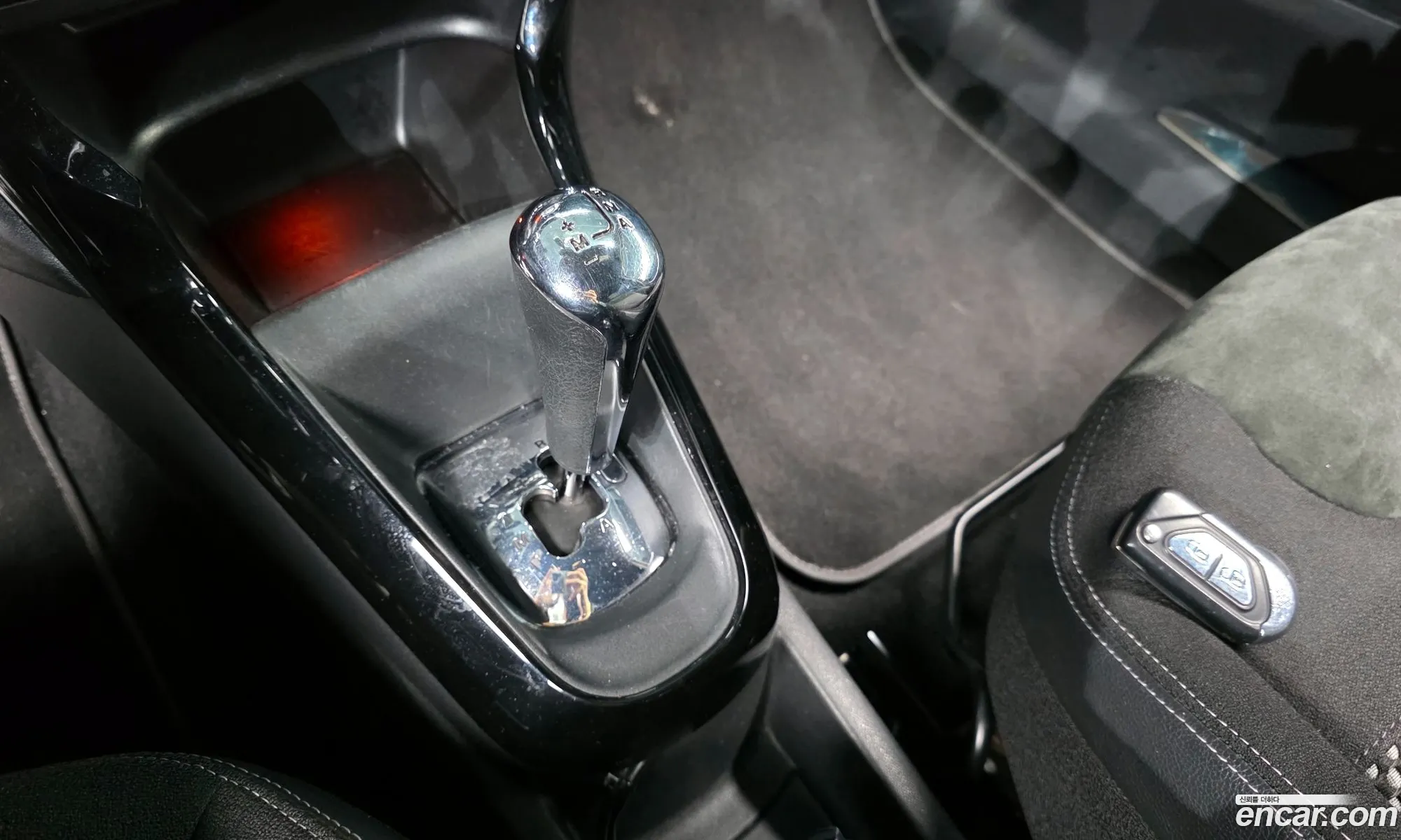 Citroen/DS DS3 2013 VF7SA9HP8DW501431 — 8