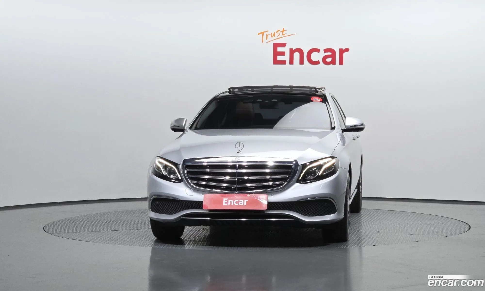 Mercedes-Benz E-Class W213 2017 — 20