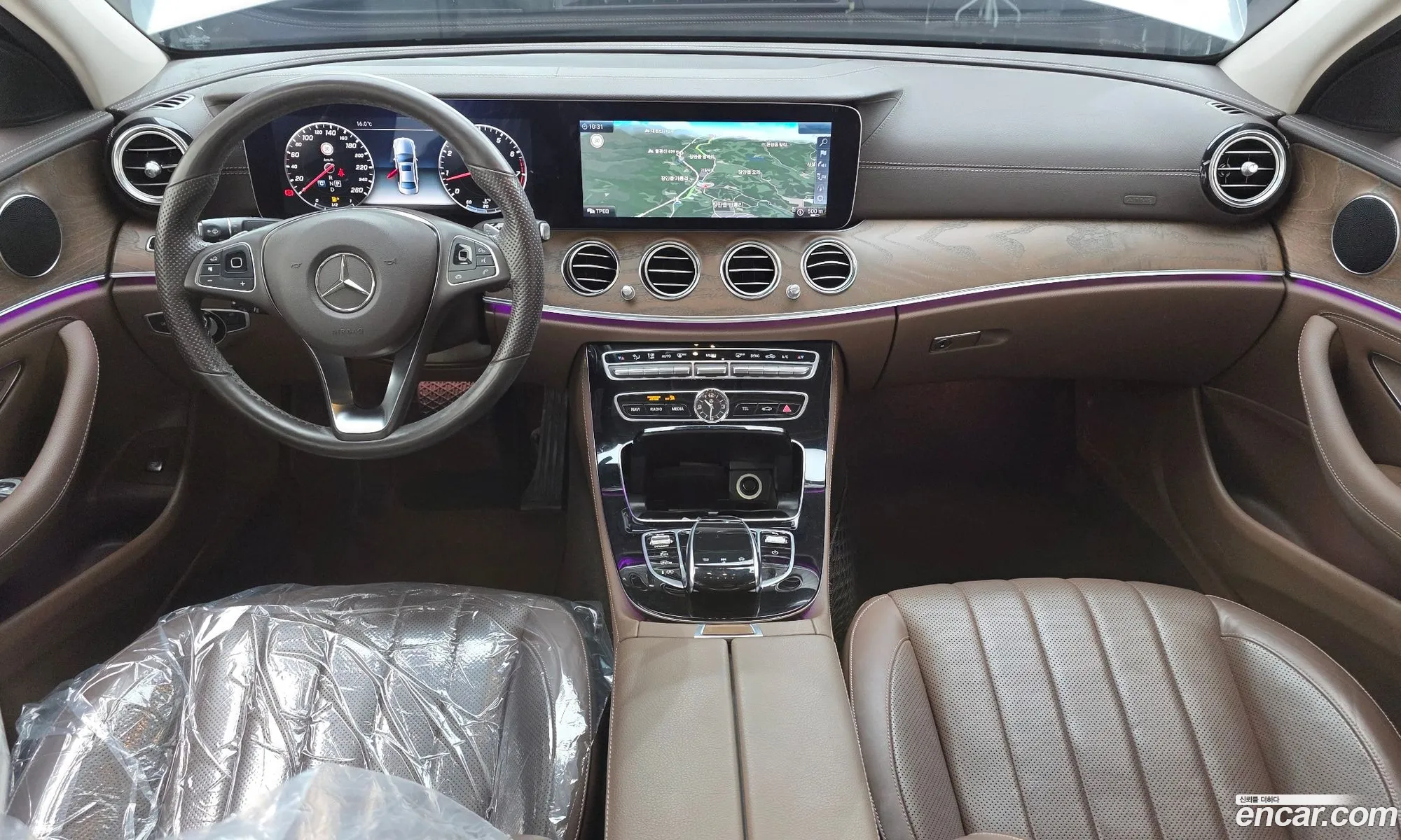 Mercedes-Benz E-Class W213 2017 — 12