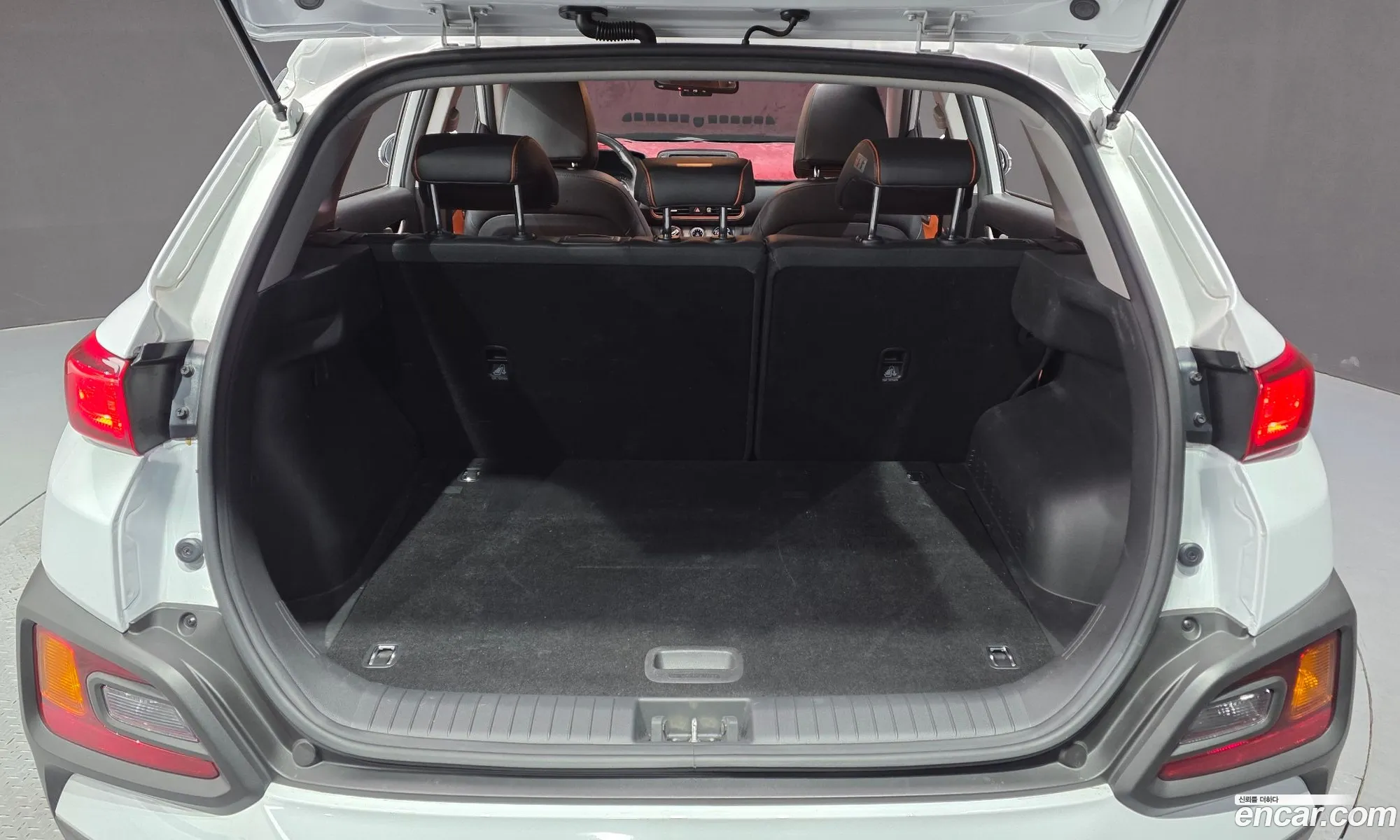 Hyundai Kona 2017 — 16