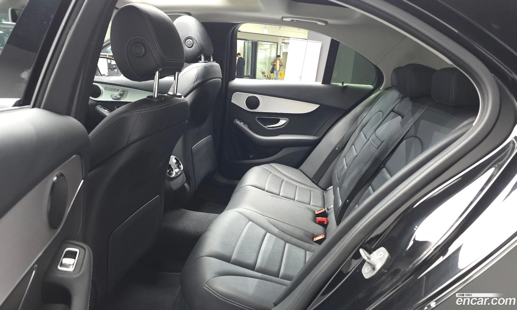 Mercedes-Benz C-Class W205 2020 — 14