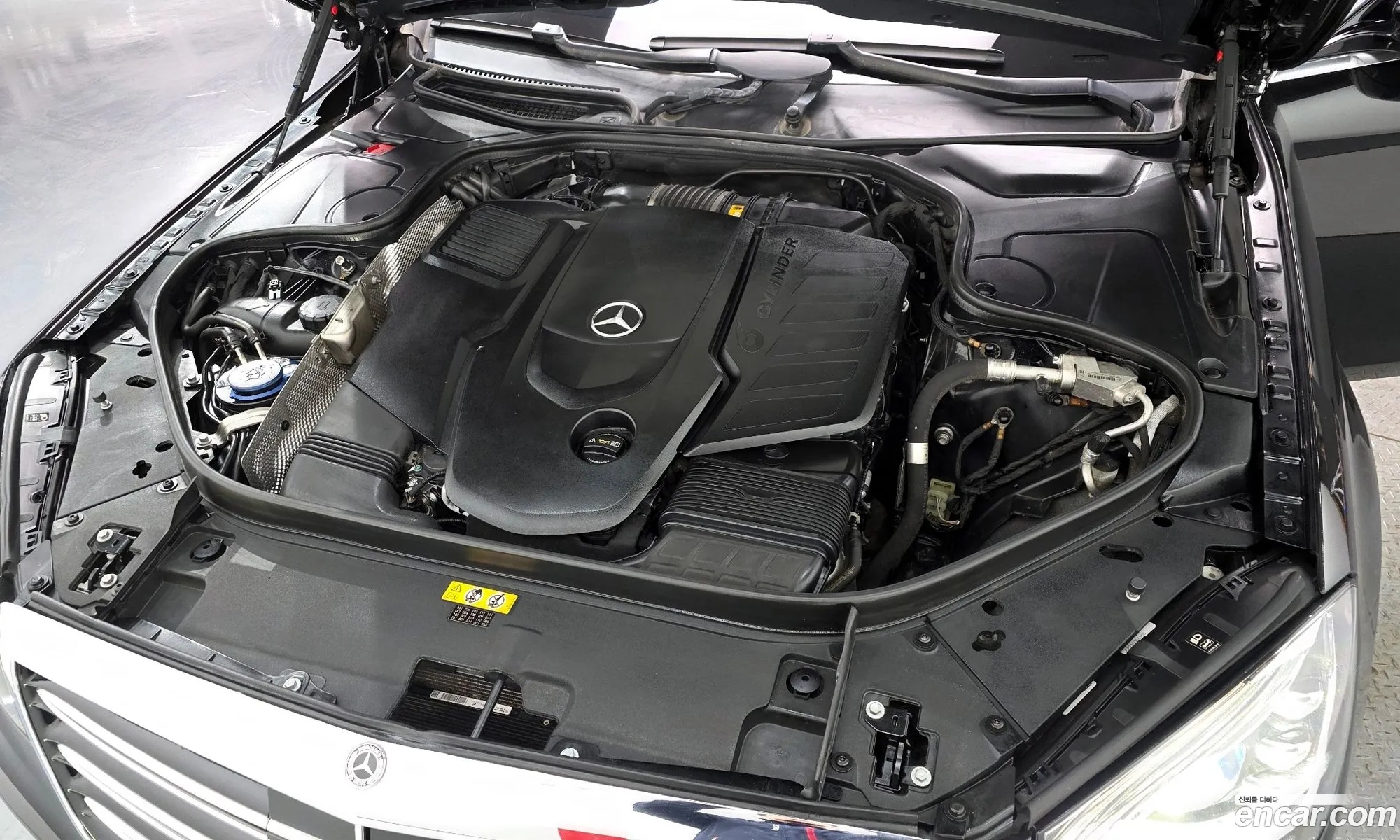 Mercedes-Benz S-Class W222 2019 — 17