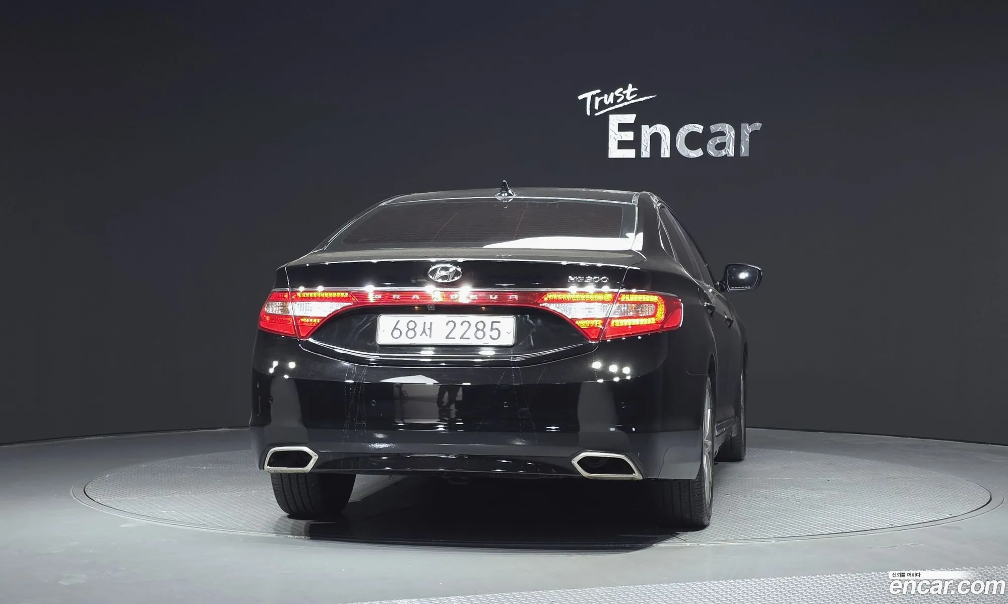 Hyundai Grandeur HG 2015 — 19