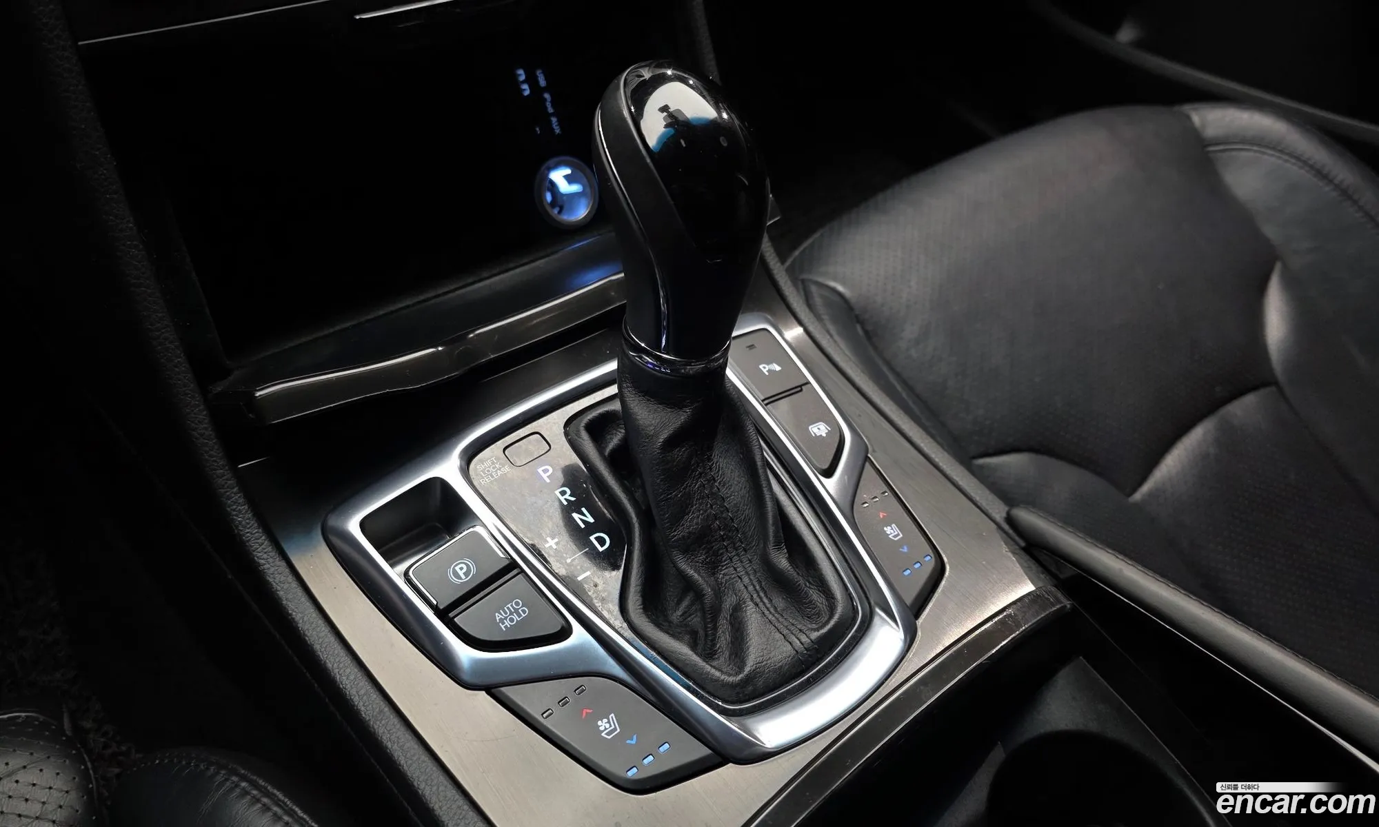 Hyundai Grandeur HG 2015 — 14