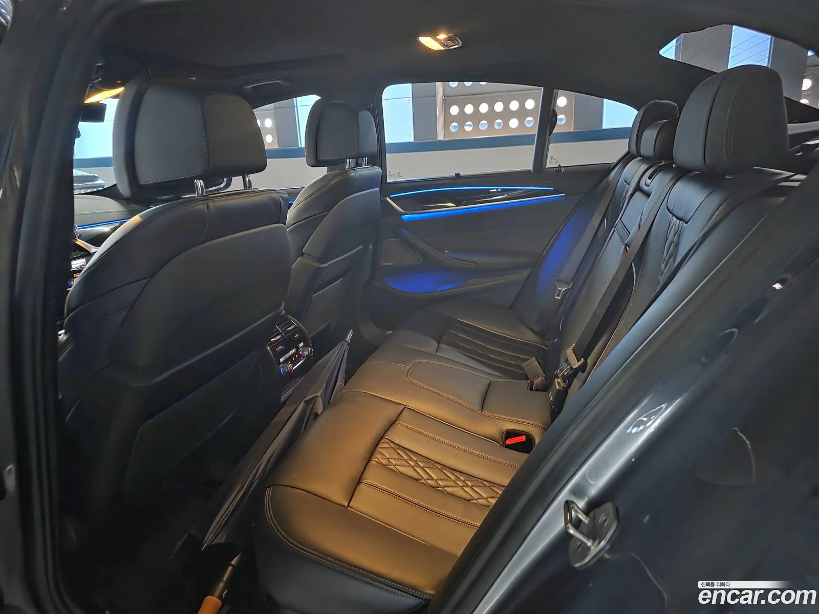 BMW 5 Series 2023 — 9