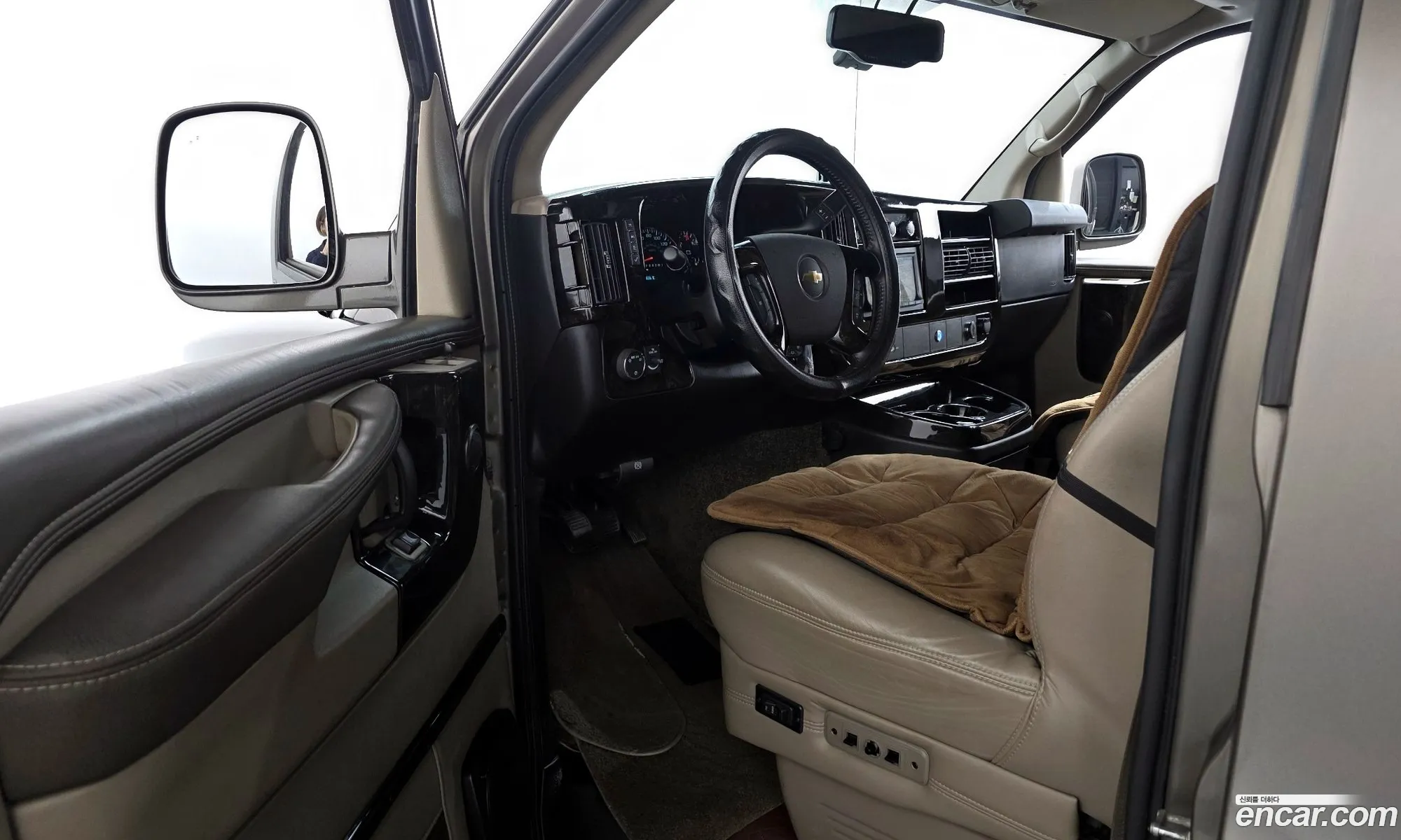 Chevrolet Express Van 2014 1GBWG9CG5E1110387 — 8
