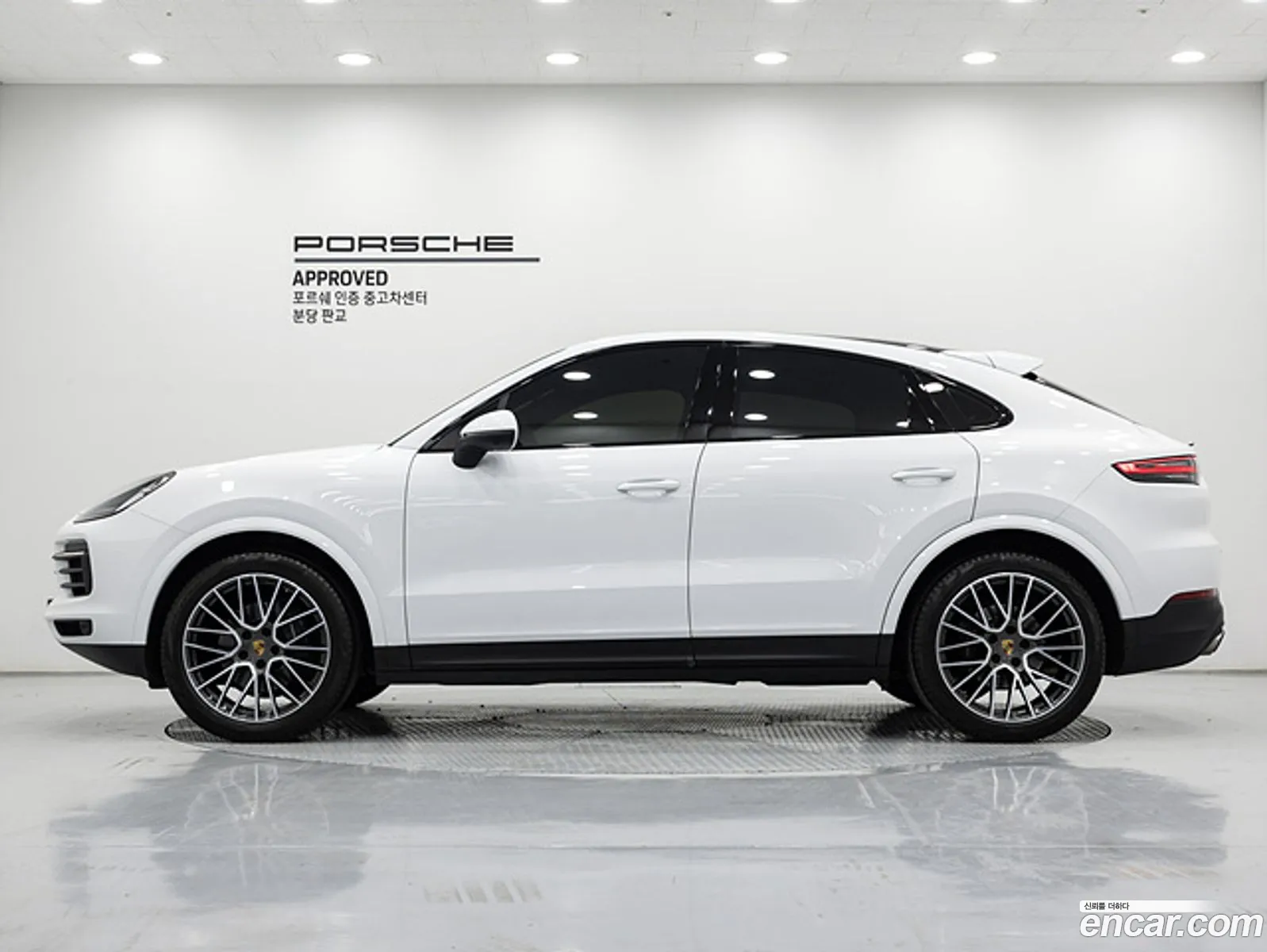 Porsche Cayenne 2022 — 3