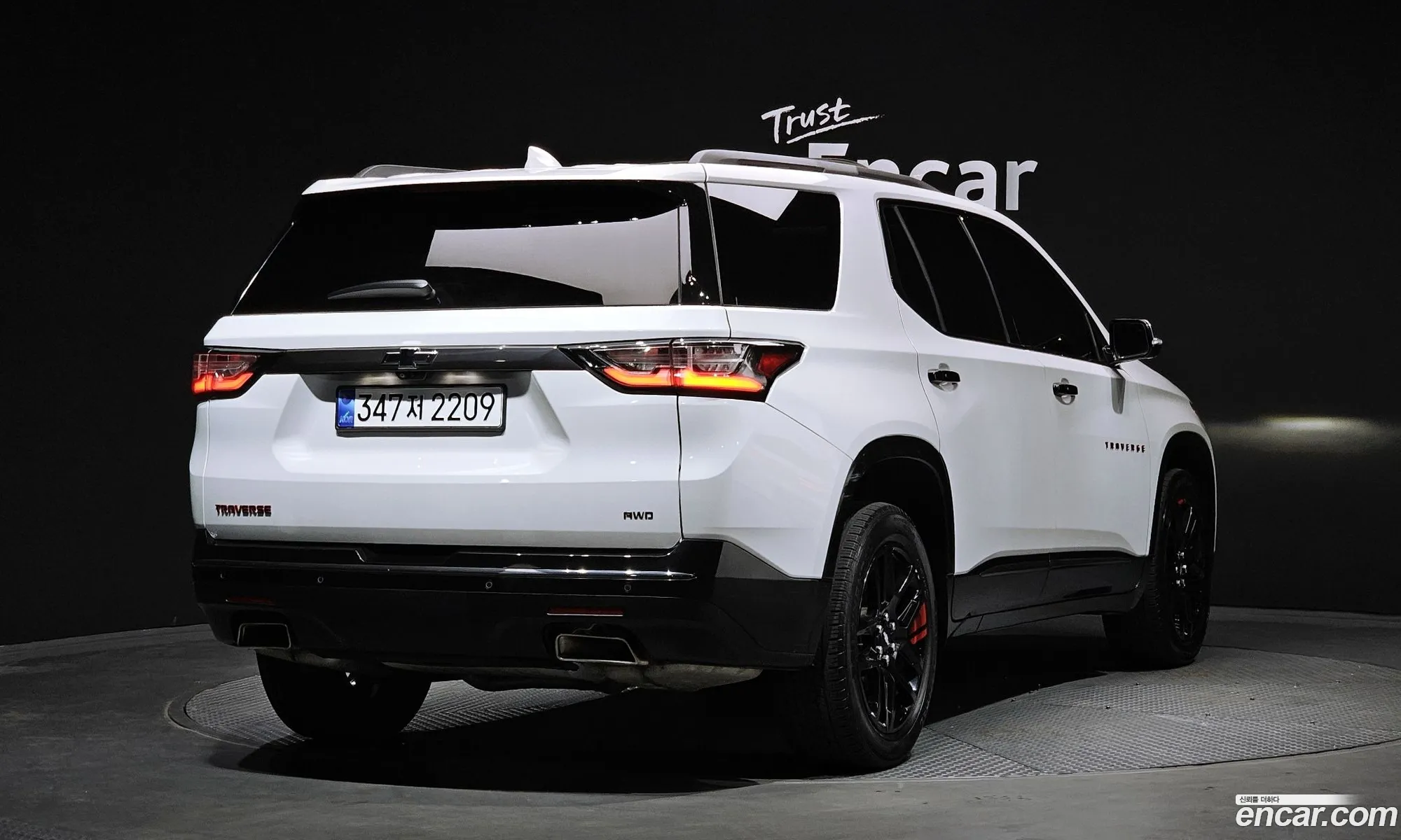 Chevrolet (GM Daewoo) Traverse 2021 — 14