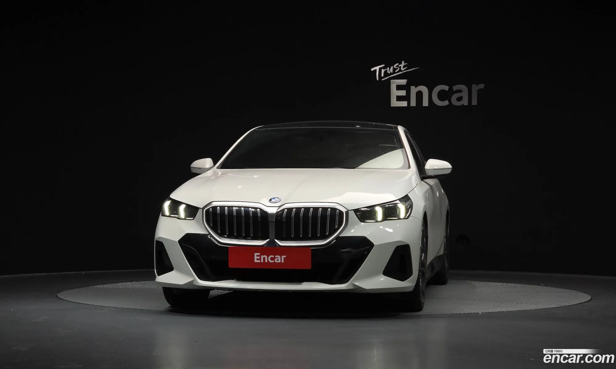 BMW 5 Series 2024 — 10