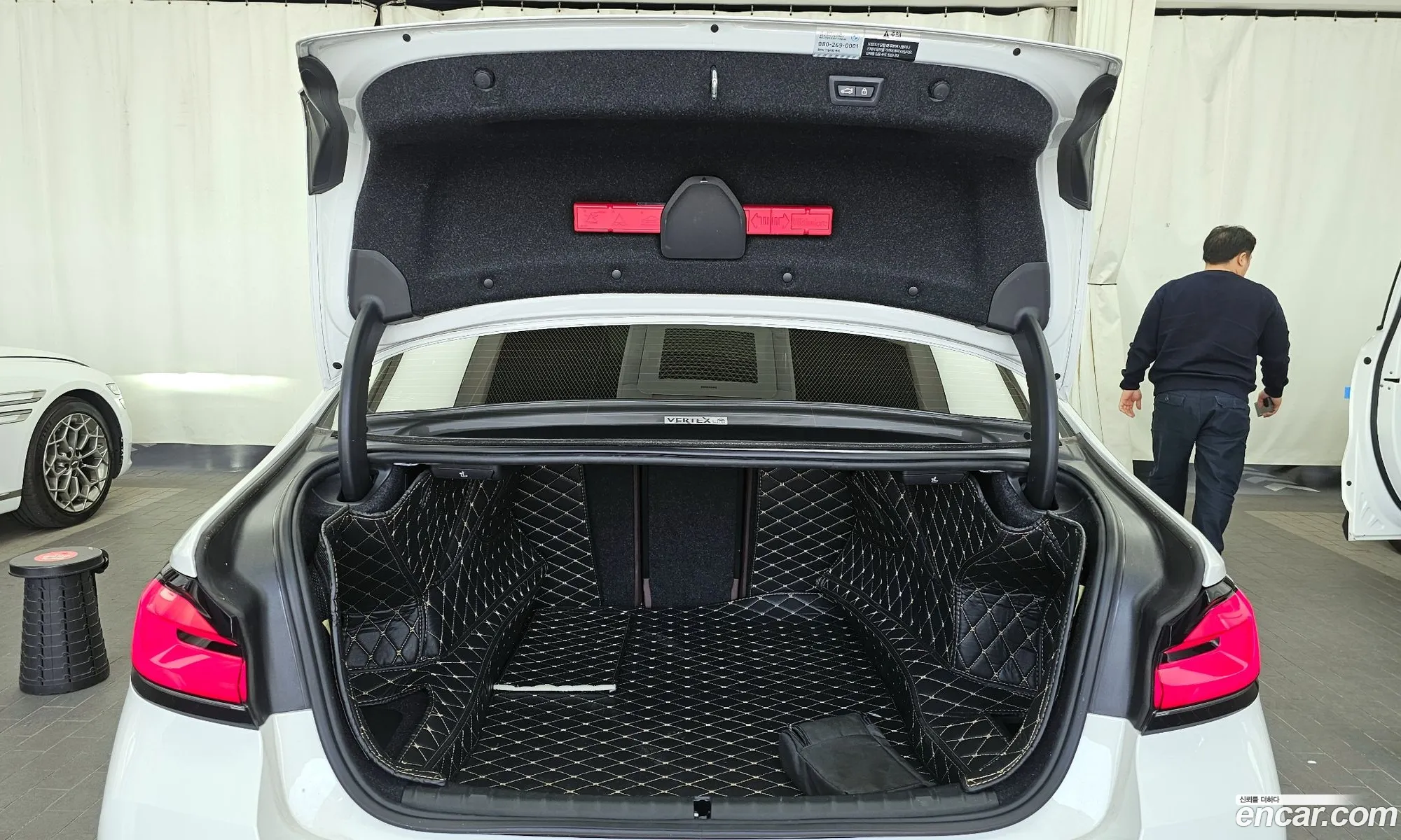BMW 5 Series 2023 — 18