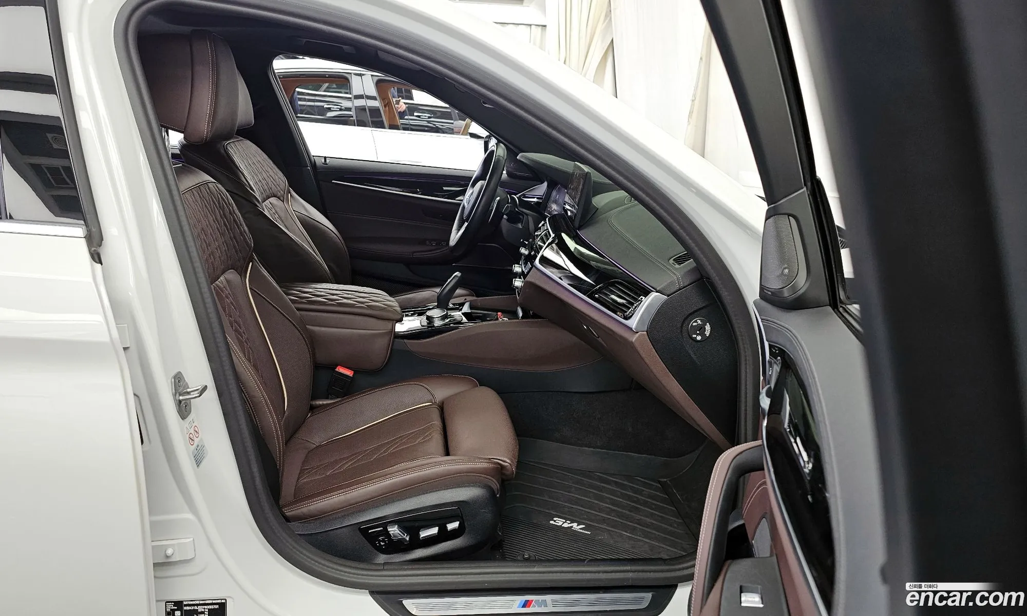 BMW 5 Series 2023 — 16