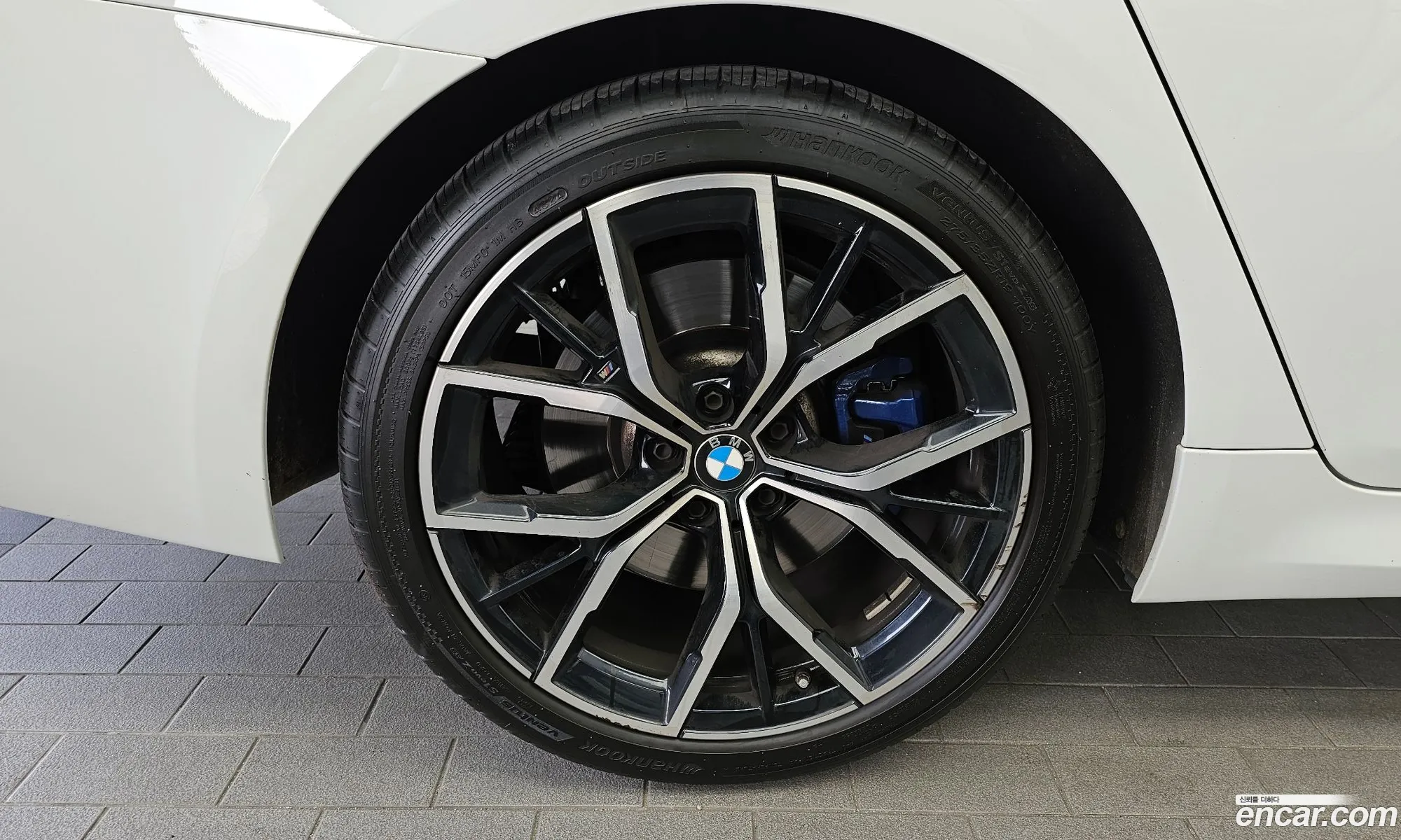 BMW 5 Series 2023 — 5