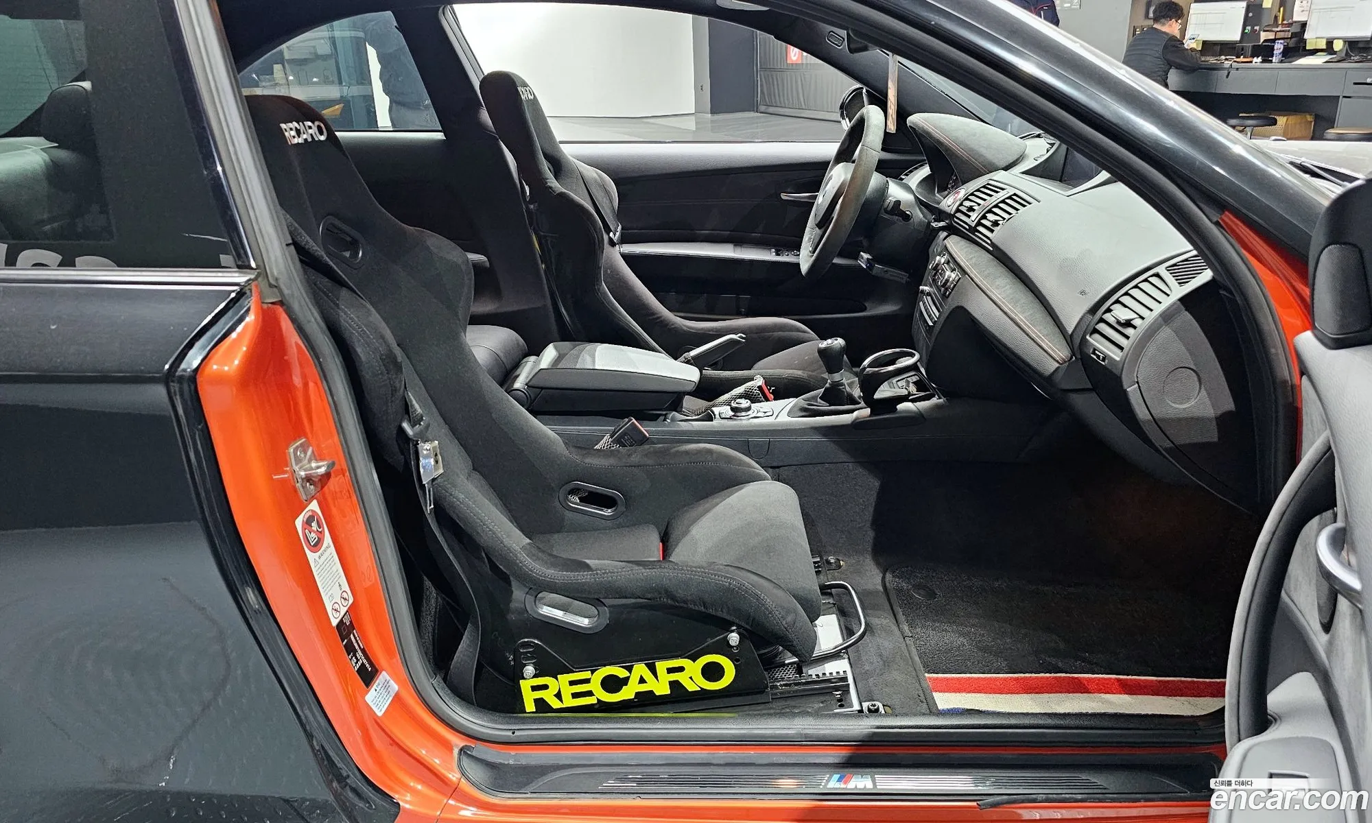 BMW 1M 2012 WBSUR9109CVU27414 — 12