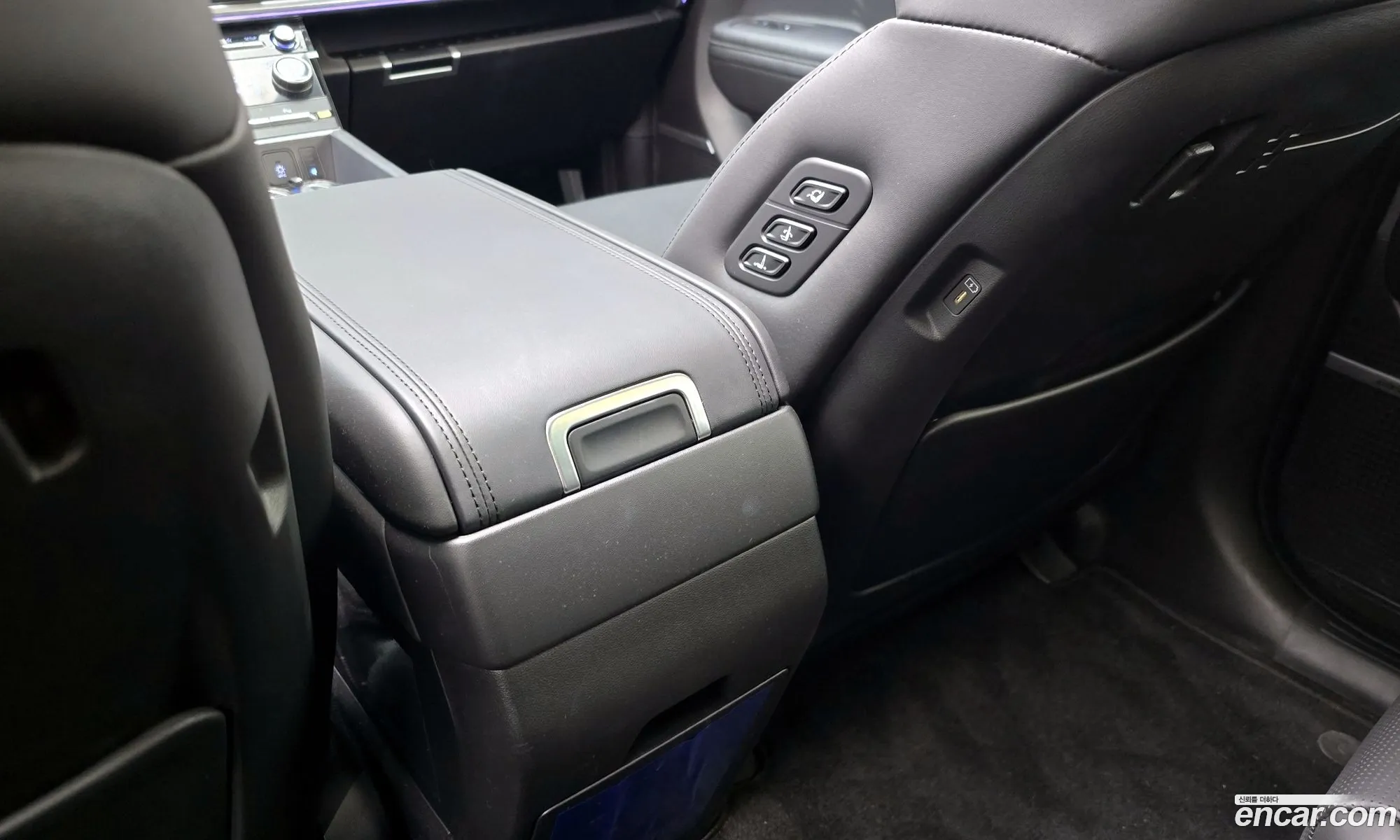 Hyundai Santa Fe 2024 — 10