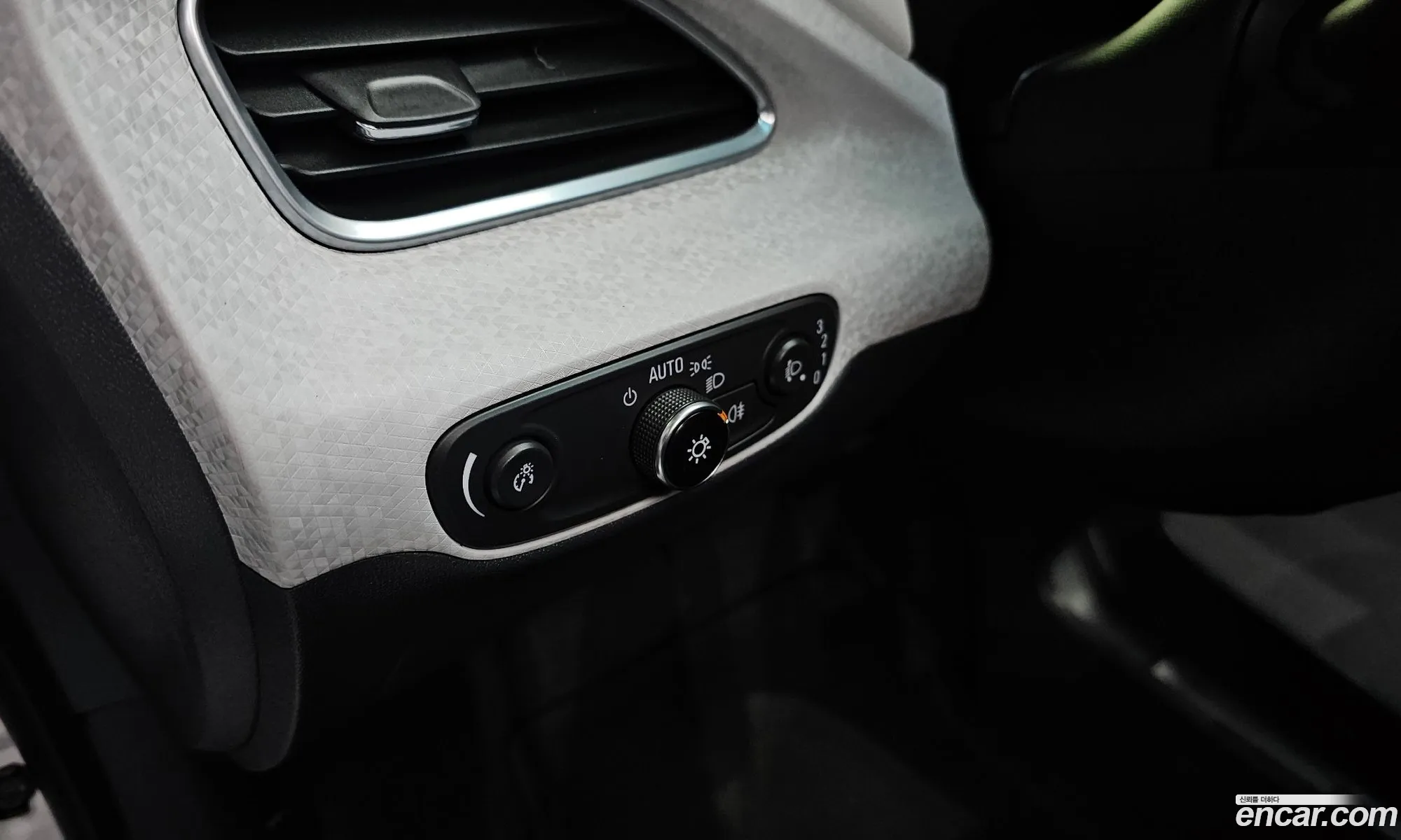 Chevrolet (GM Daewoo) Bolt EV 2019 — 3