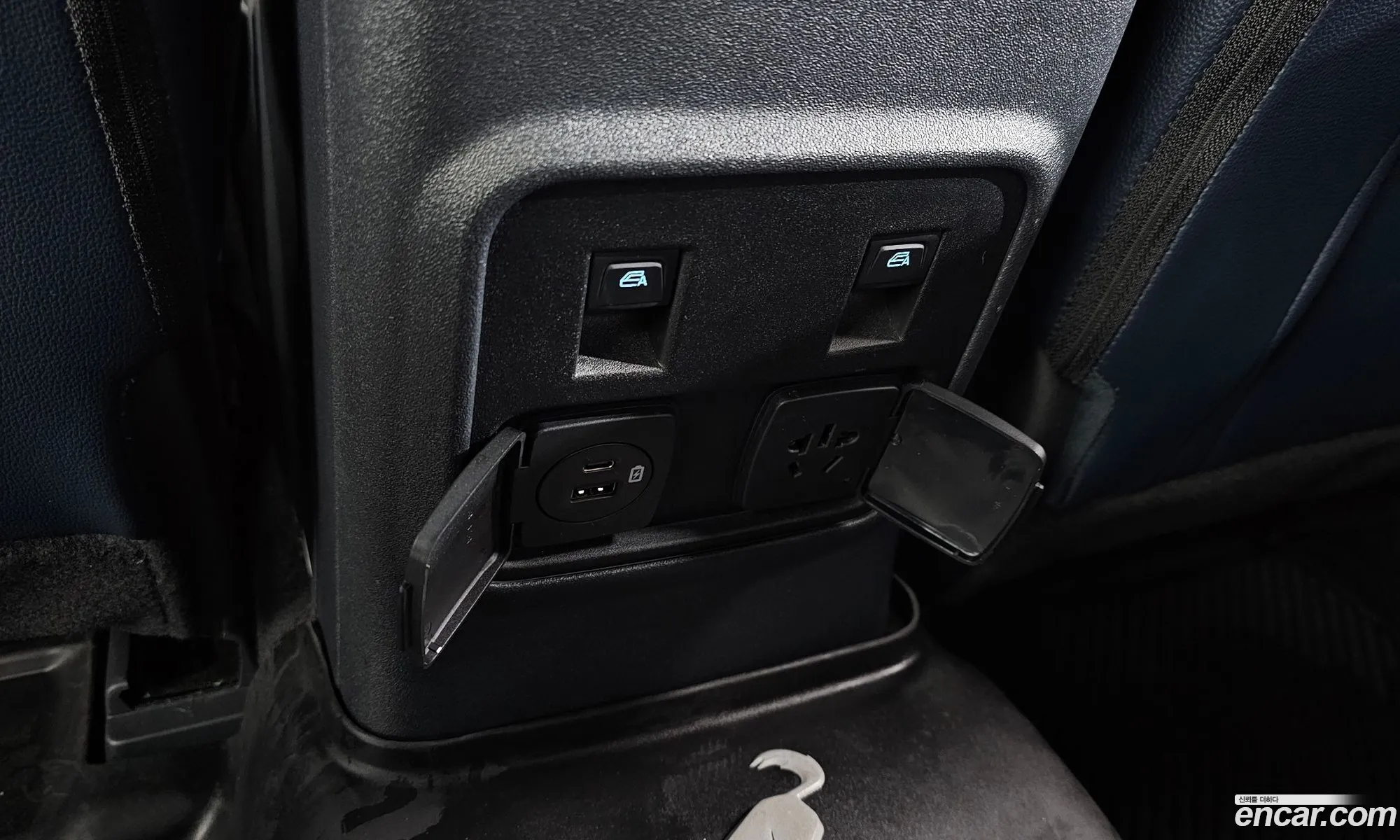 Ford Bronco 6th Gen 2023 1FMEE5DP8PLB30477 — 18