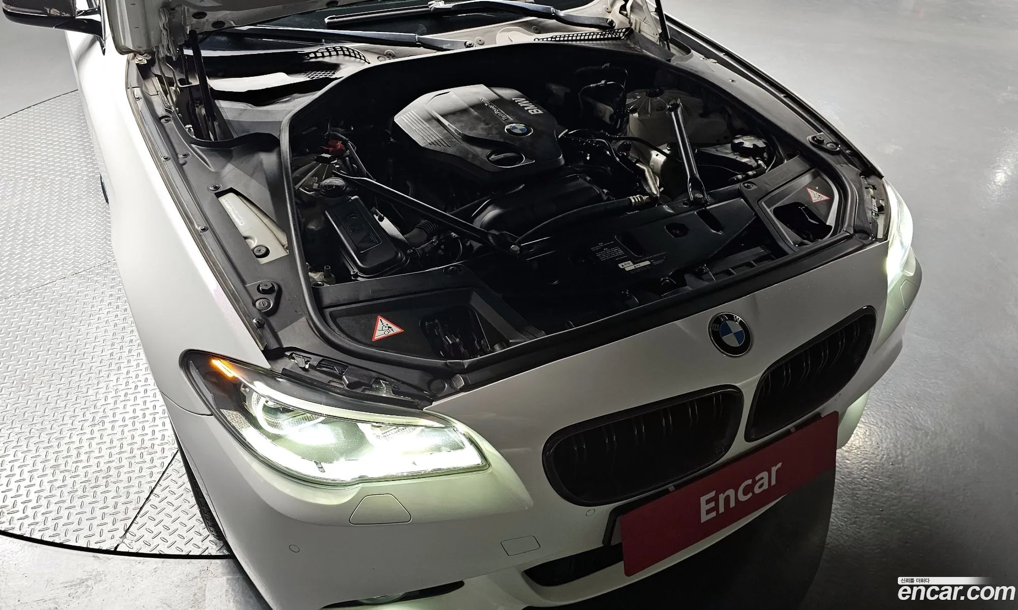 BMW 5 Series 2016 WBA5E5106GG200253 — 10