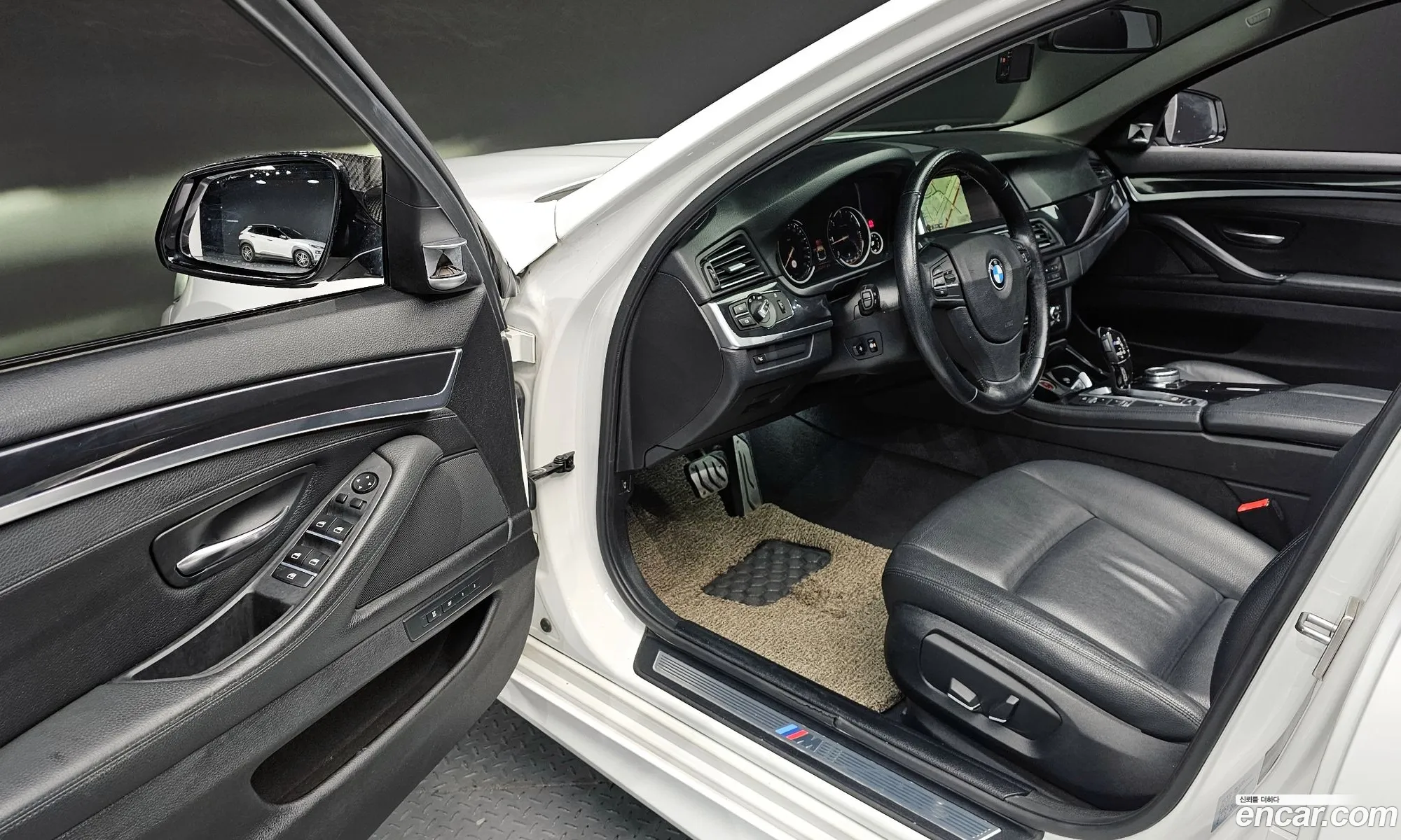BMW 5 Series 2016 WBA5E5106GG200253 — 5