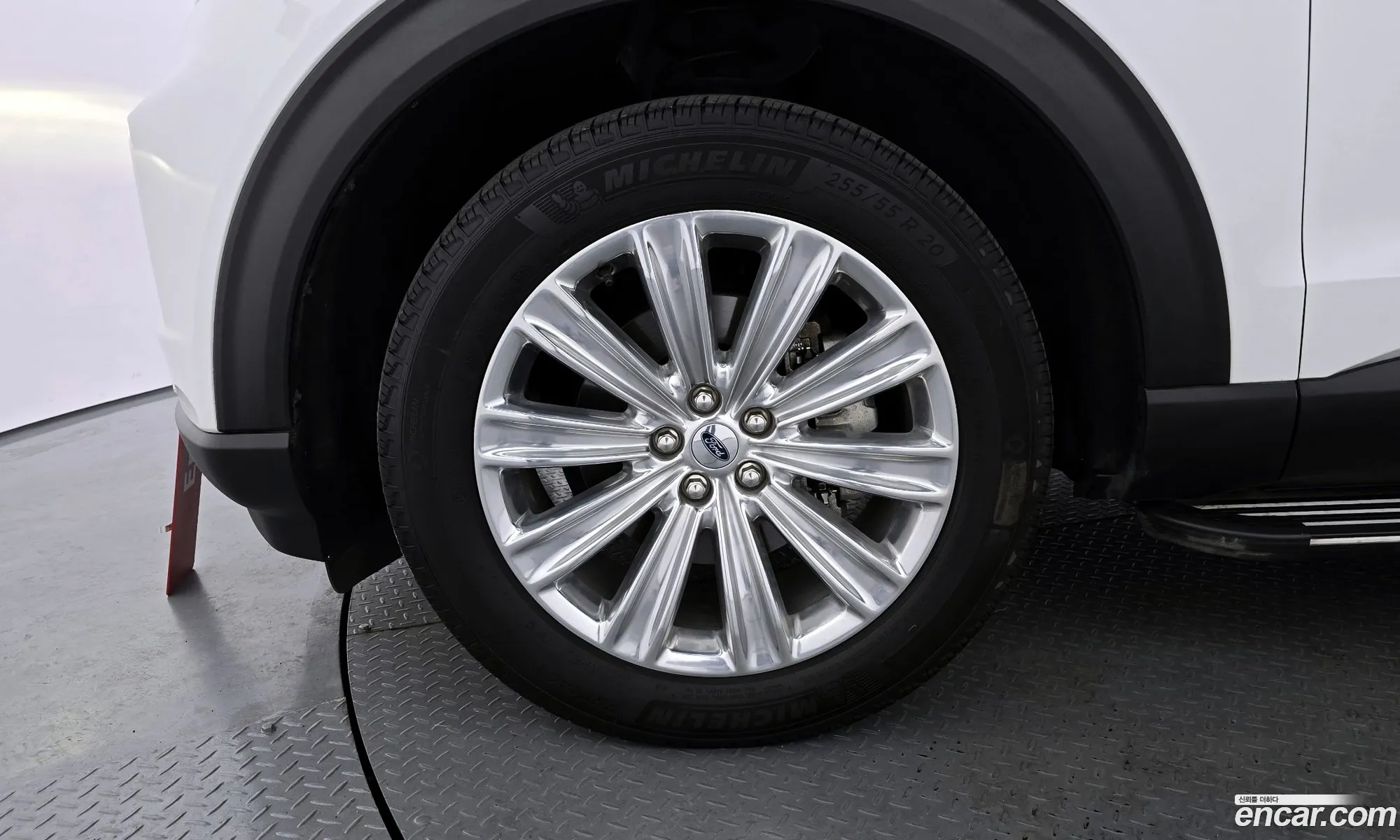 Ford Explorer 6th Gen 2021 1FMSK8FH8MGB48078 — 12