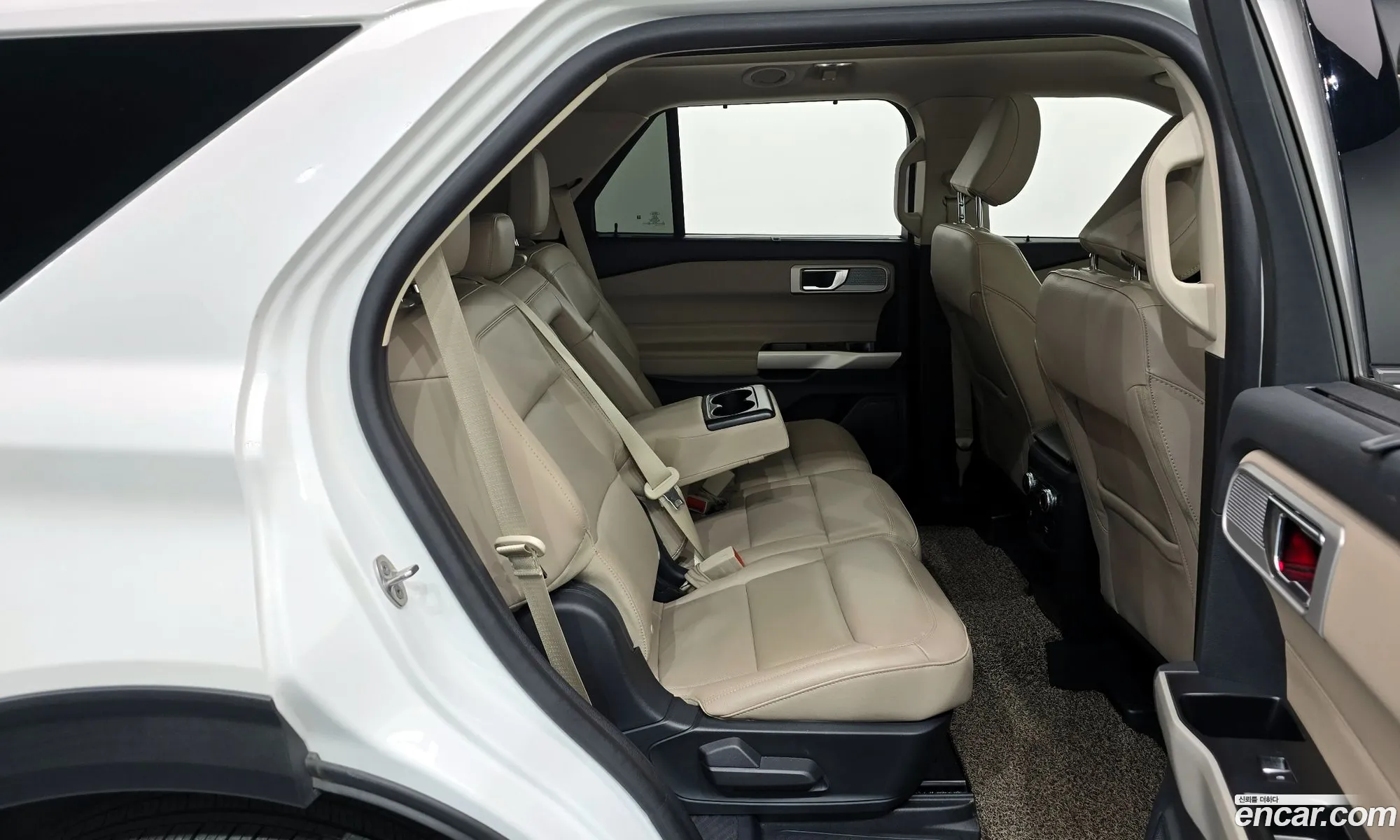 Ford Explorer 6th Gen 2021 1FMSK8FH8MGB48078 — 18