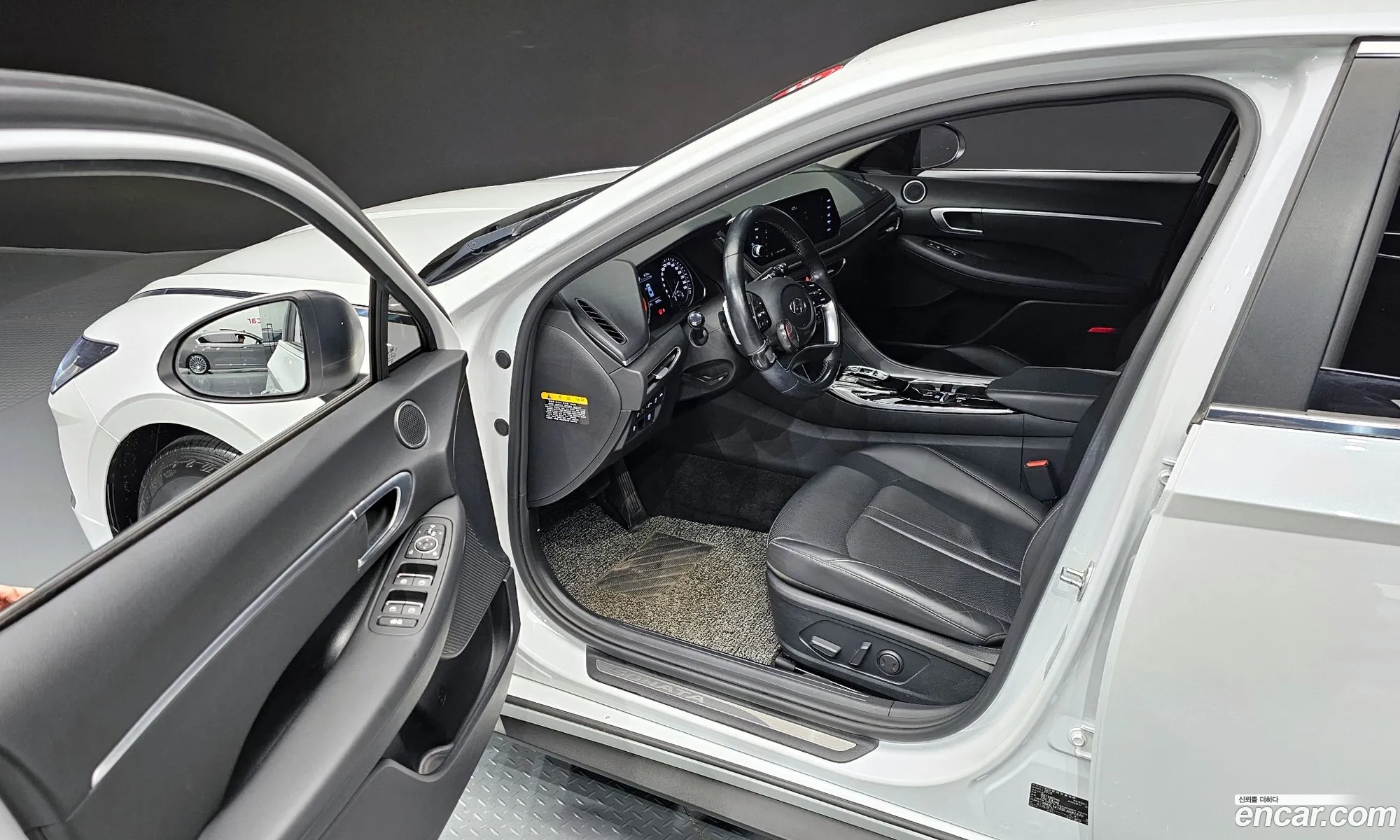 Hyundai Sonata 2020 — 17