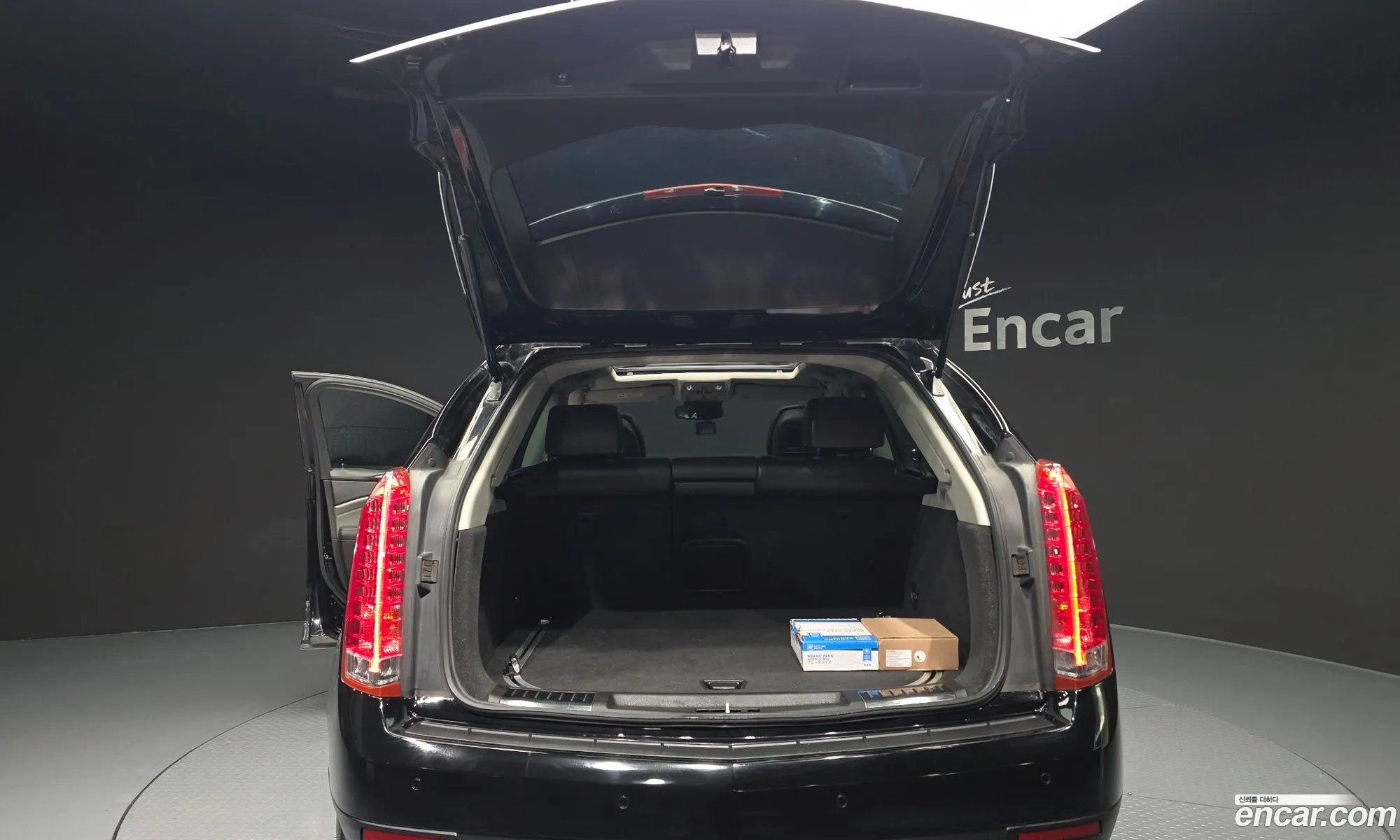 Cadillac SRX 2010 — 6