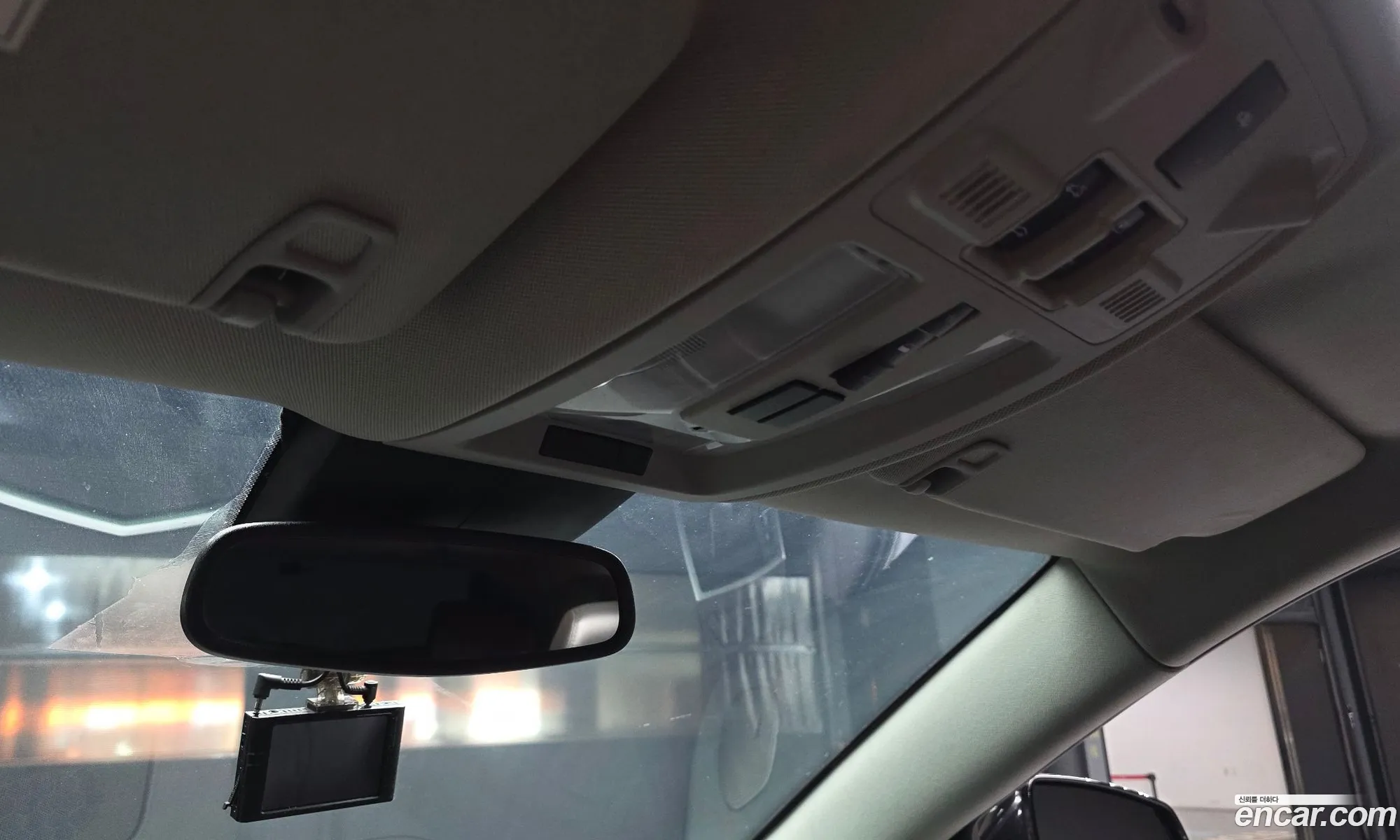 Cadillac SRX 2010 — 17