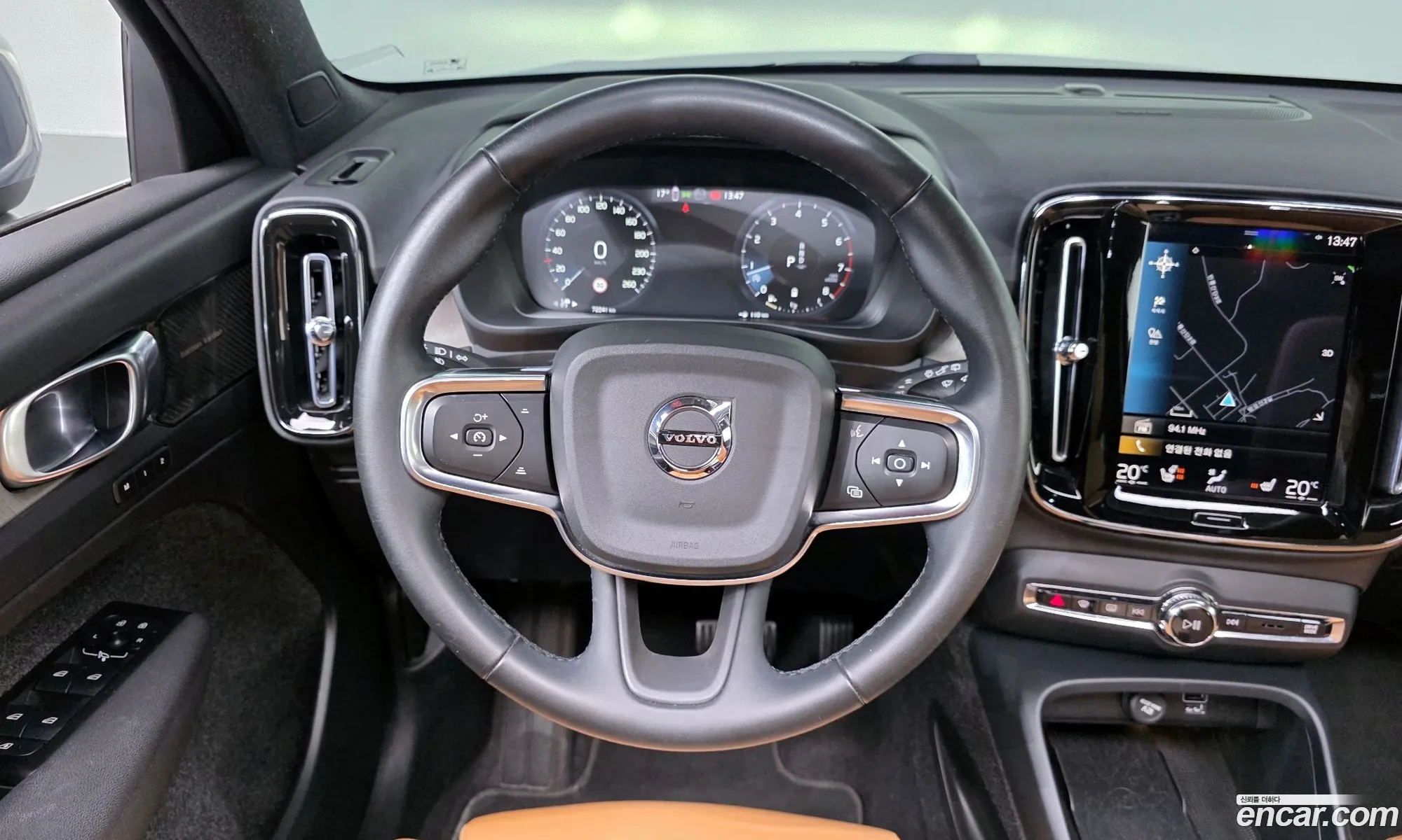 Volvo XC40 2022 — 10