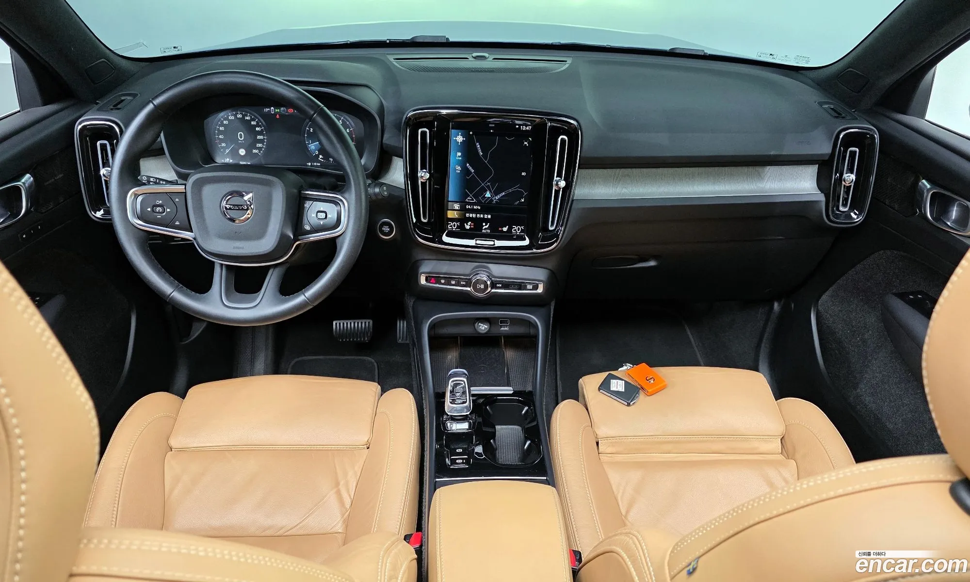 Volvo XC40 2022 — 12