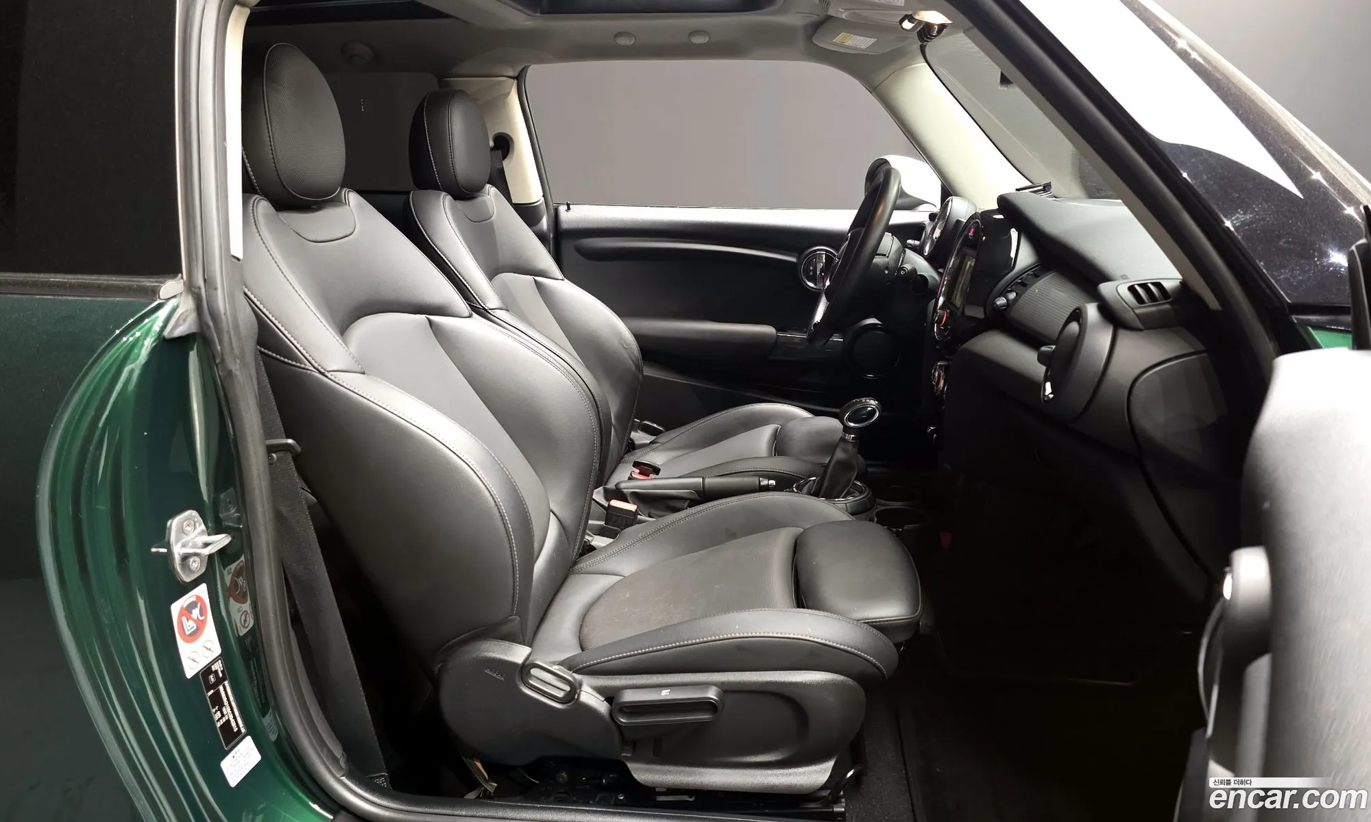 Mini Cooper D 2015 — 5
