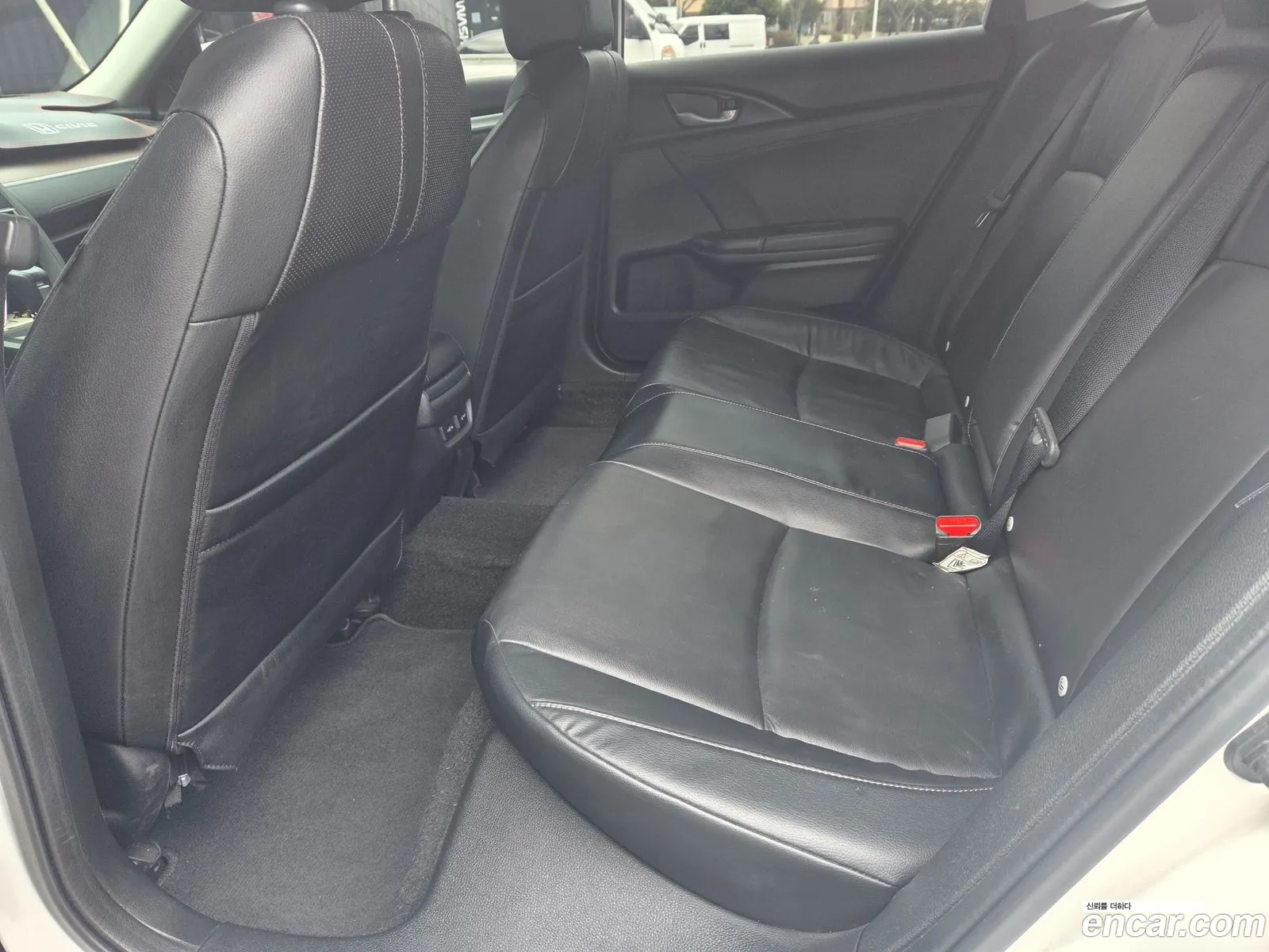 Honda Civic 2017 — 17