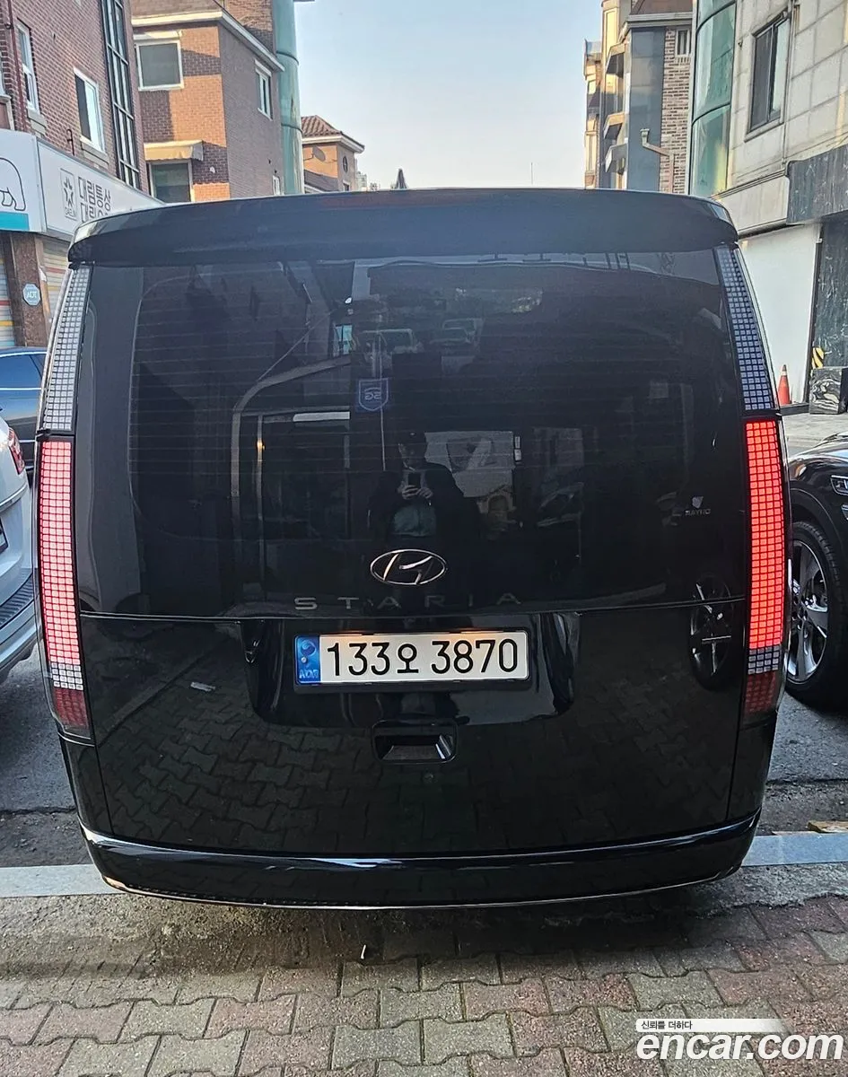 Hyundai Staria 2022 — 3