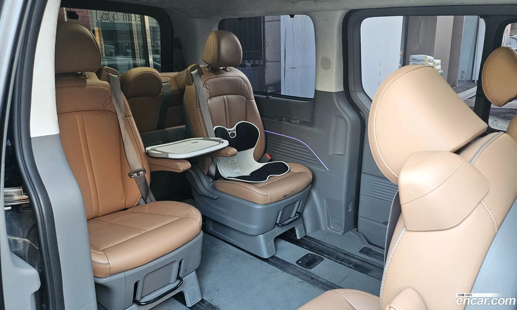 Hyundai Staria 2022 — 5