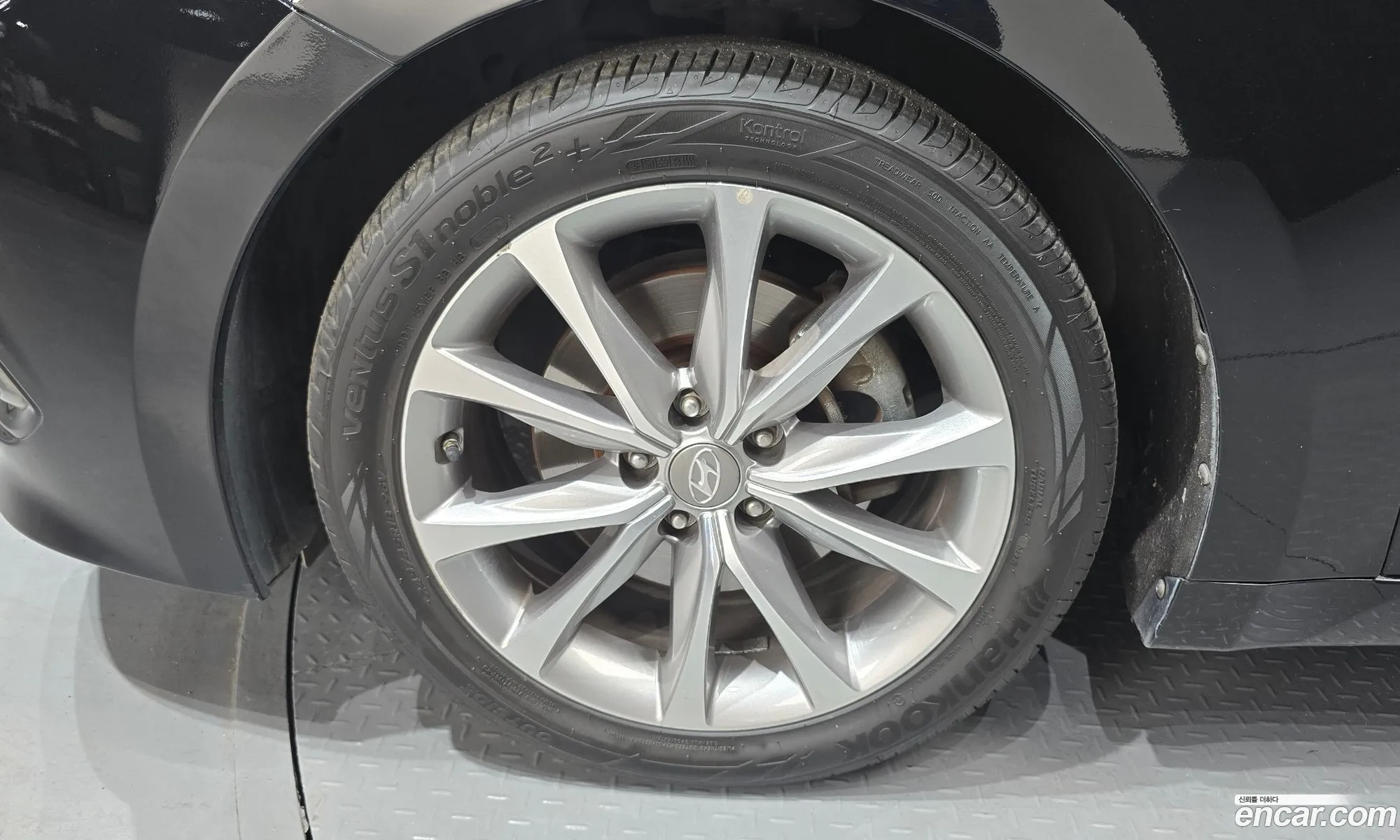 Hyundai Grandeur HG 2015 — 4