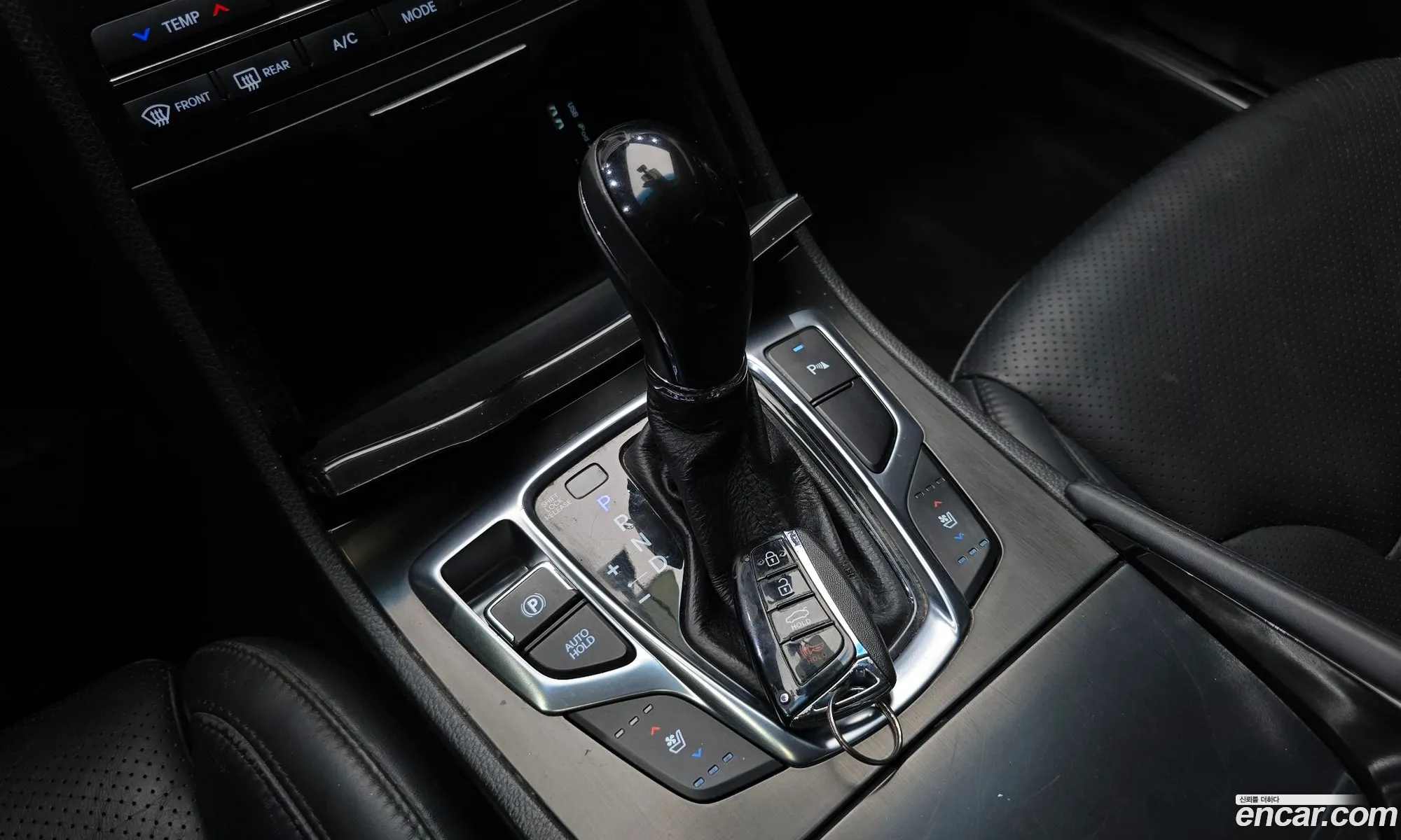 Hyundai Grandeur HG 2015 — 5