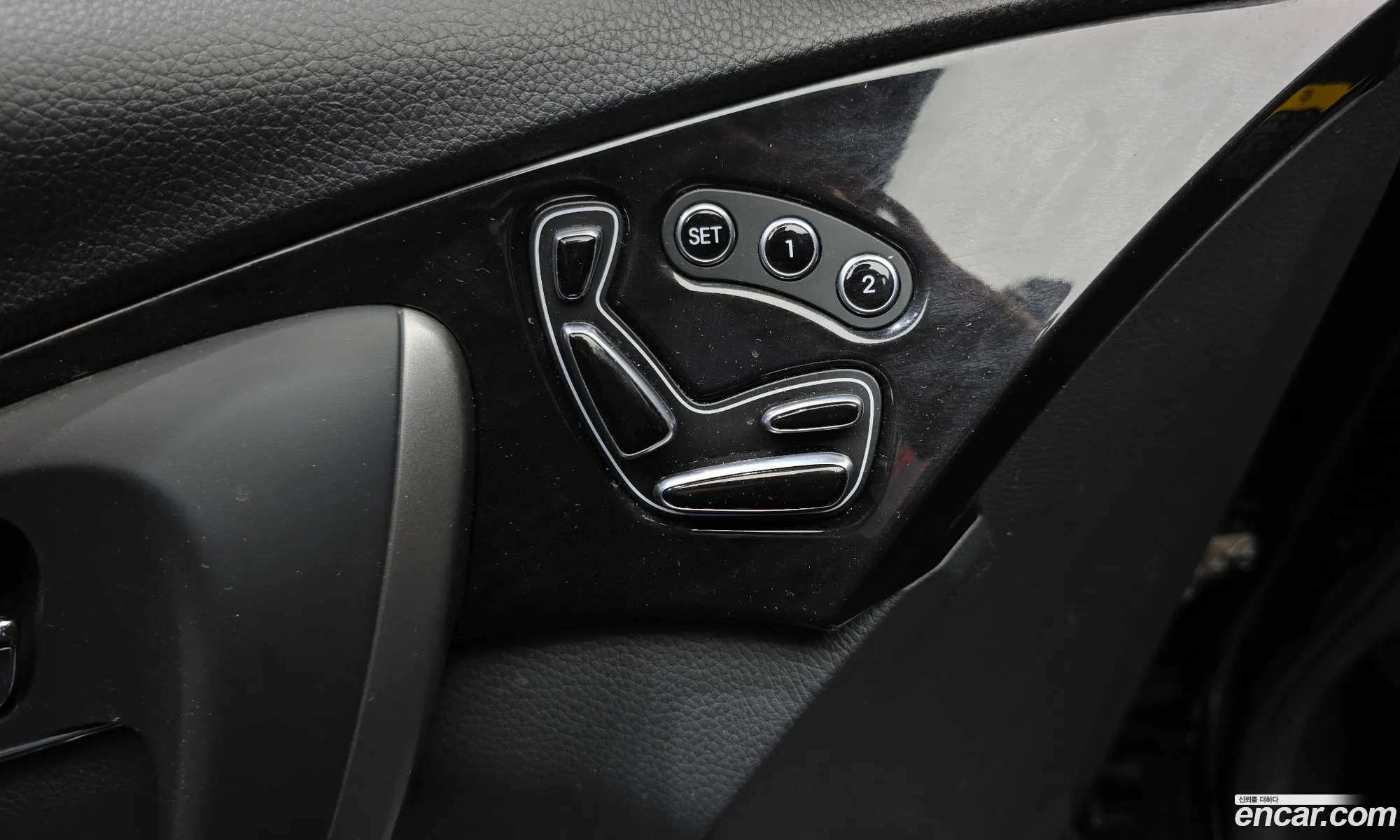 Hyundai Grandeur HG 2015 — 2