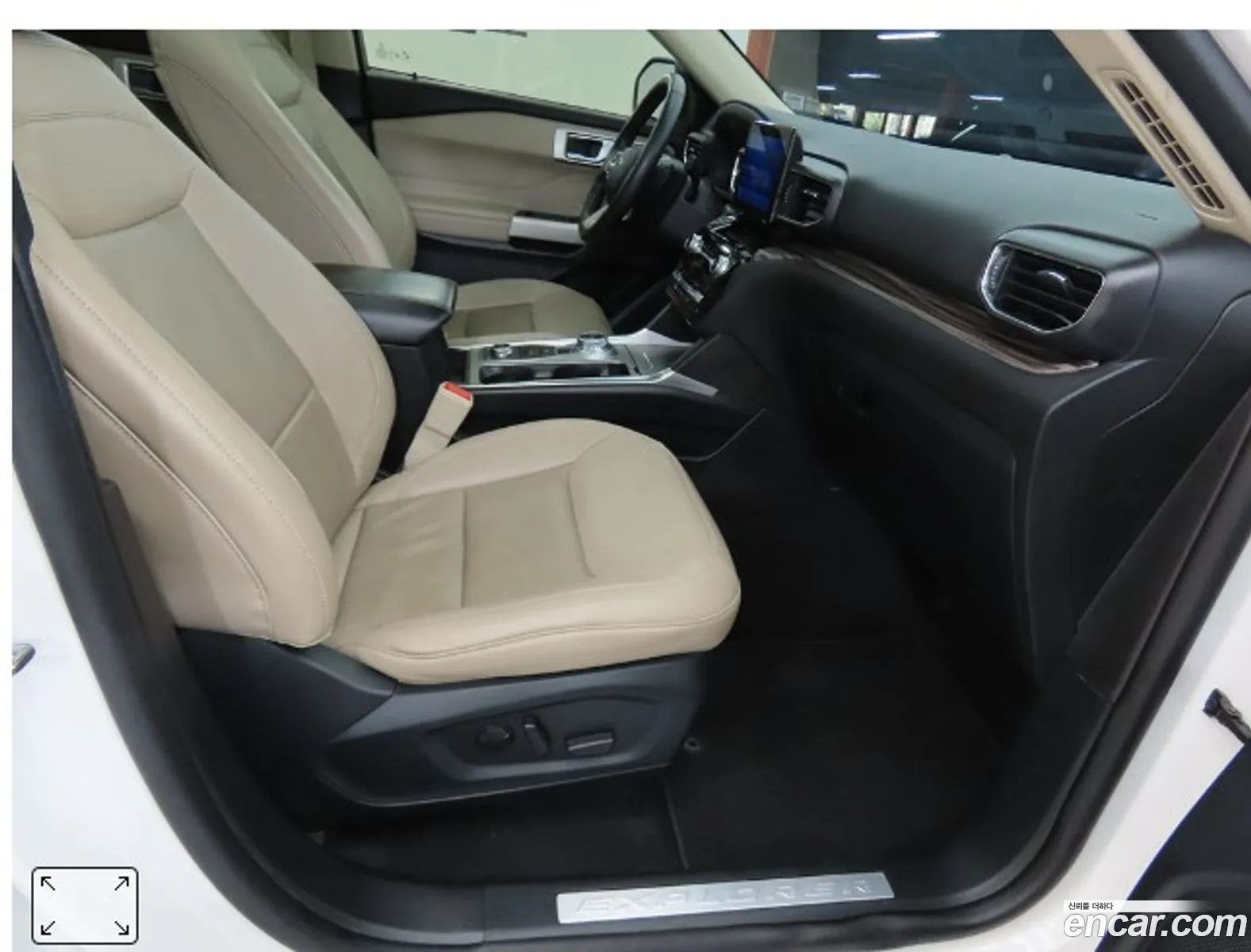 Ford Explorer 6th Gen 2021 — 11