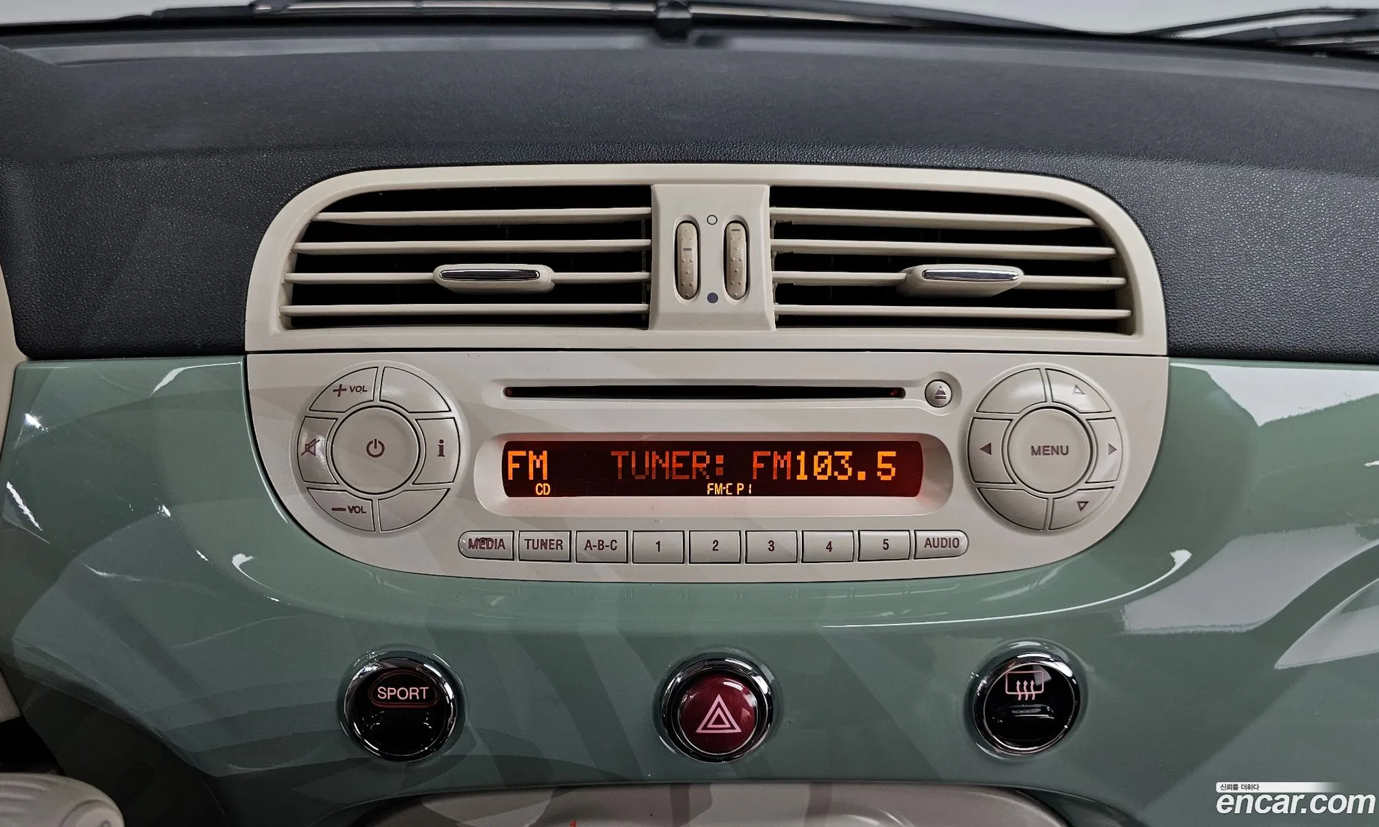 Fiat 500 2015 3C3CFFAR6FT721841 — 4