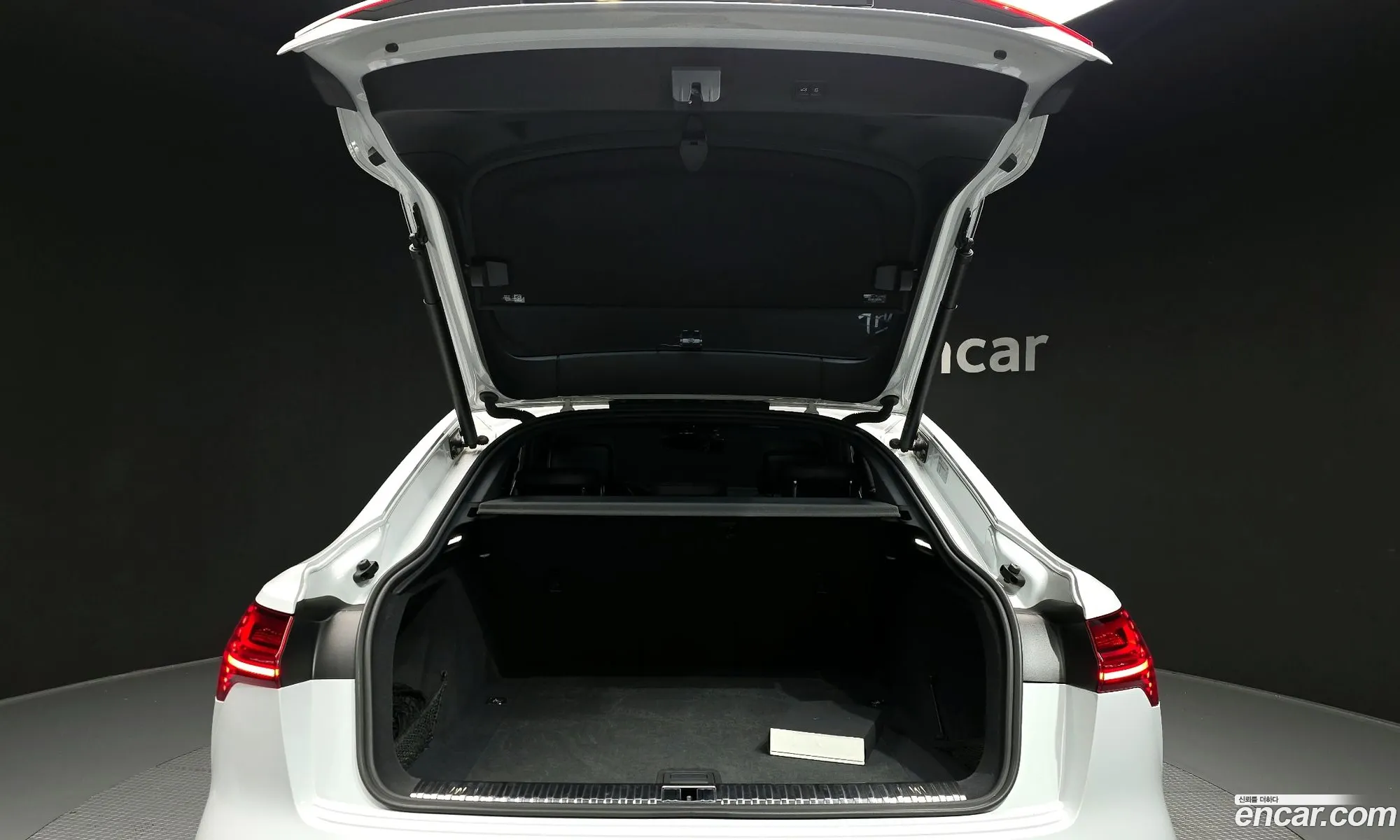 Audi e-tron 2021 11111111111111111 — 7