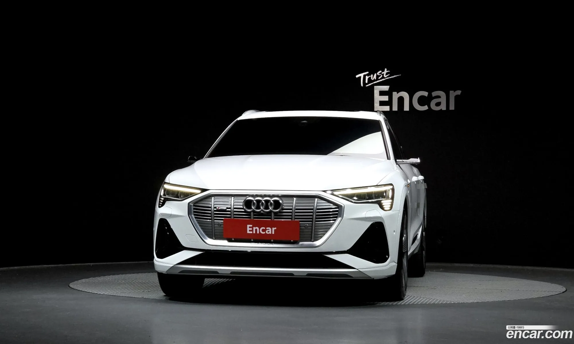 Audi e-tron 2021 11111111111111111 — 12