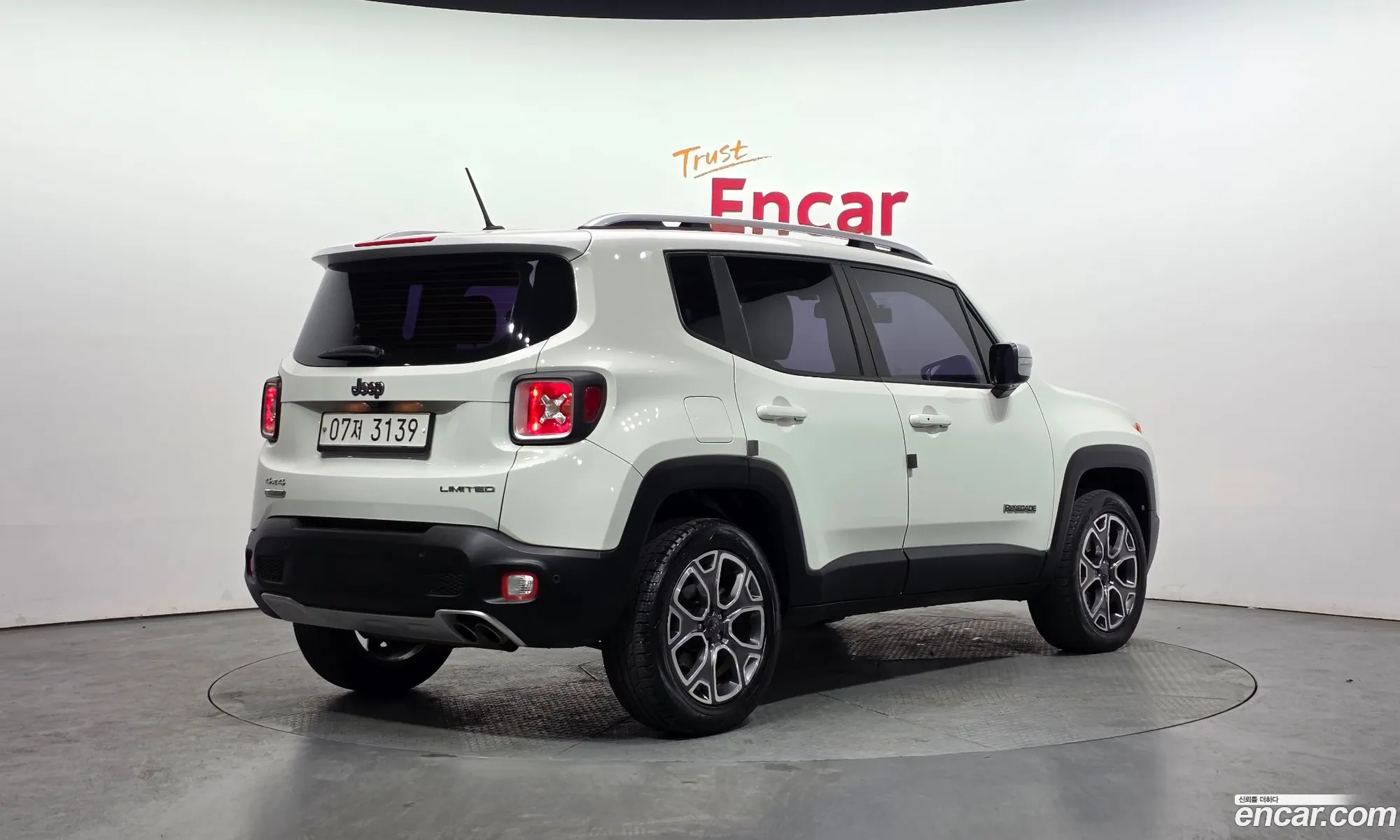 Jeep Renegade 2017 — 14