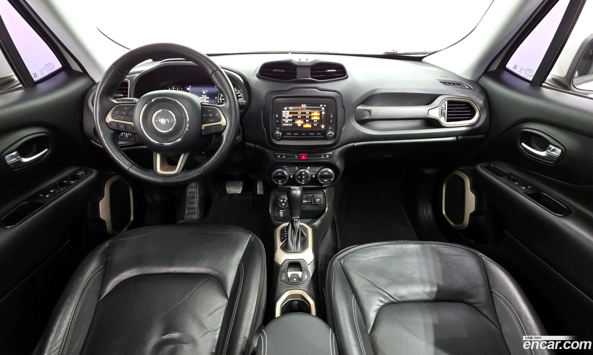 Jeep Renegade 2017 — 8